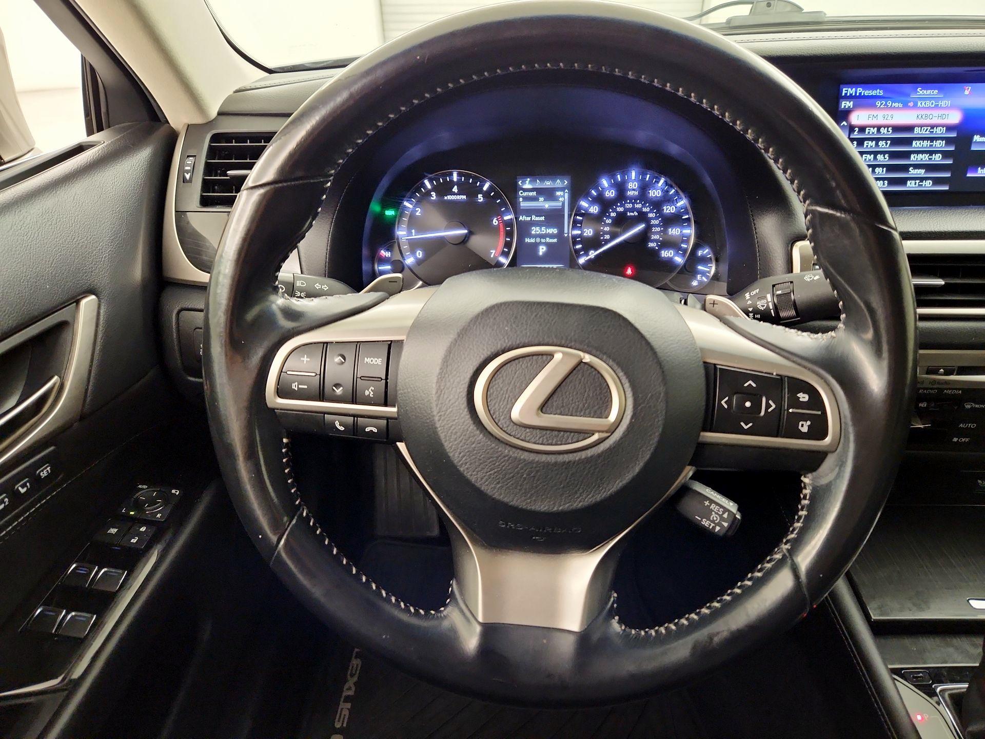 Thumbnail: 2016 Lexus GS - 10