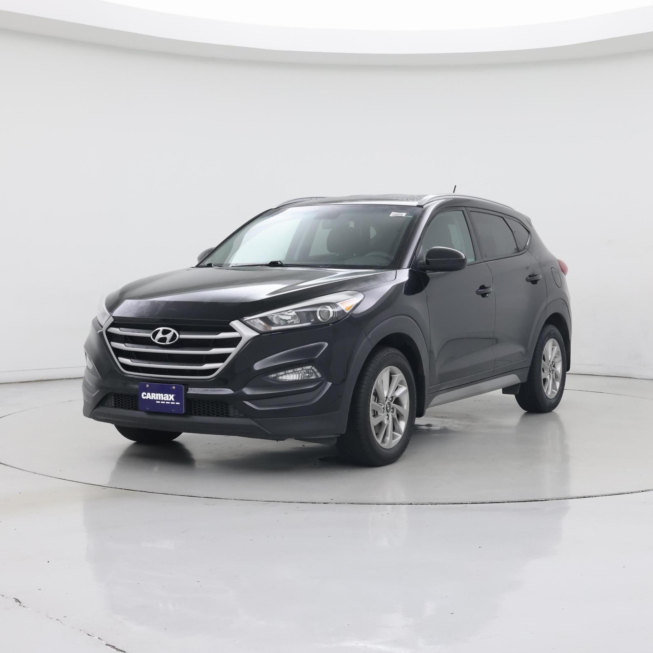Thumbnail: 2017 Hyundai Tucson - 4