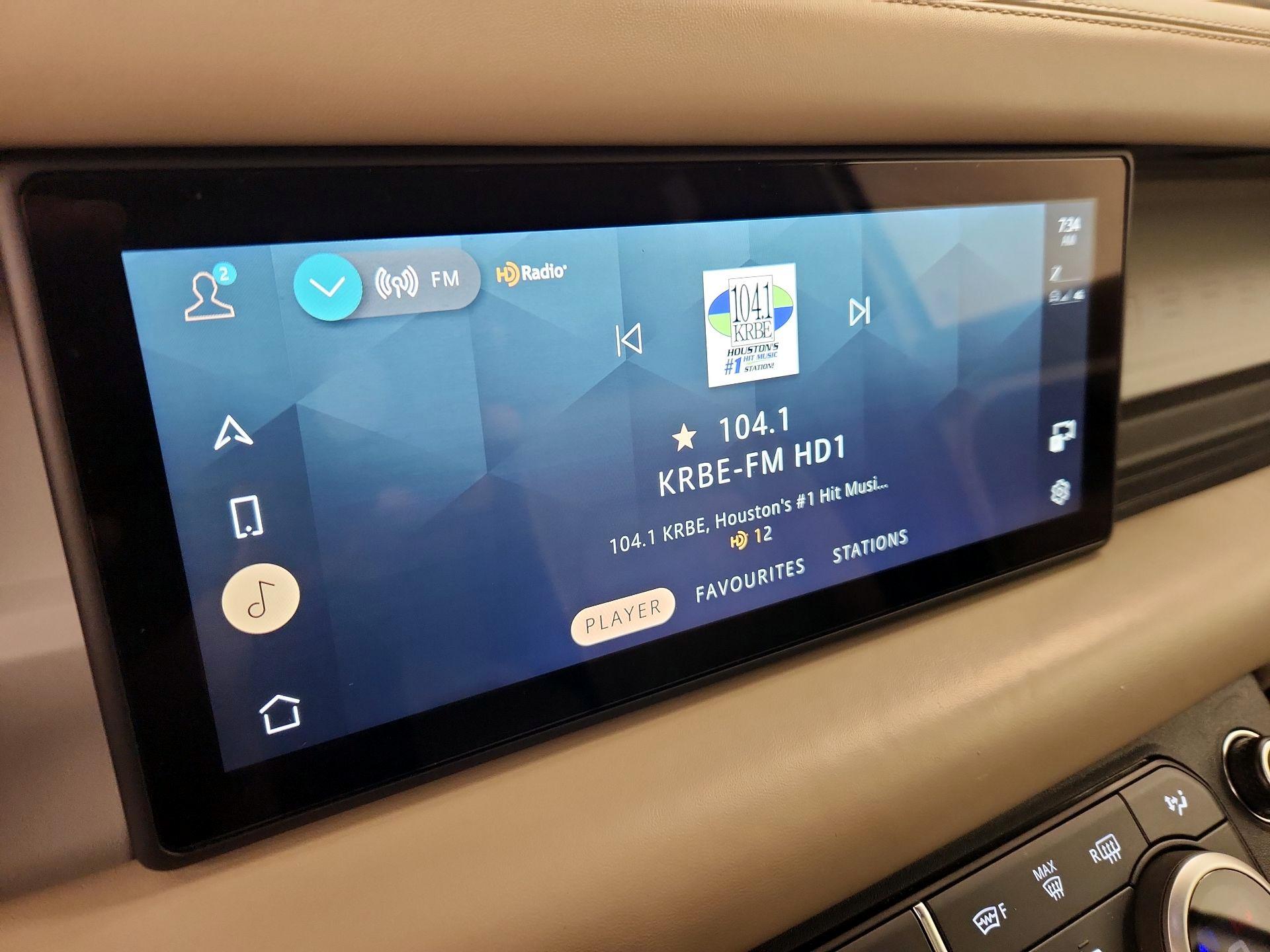 Thumbnail: 2022 Land Rover Defender - 16