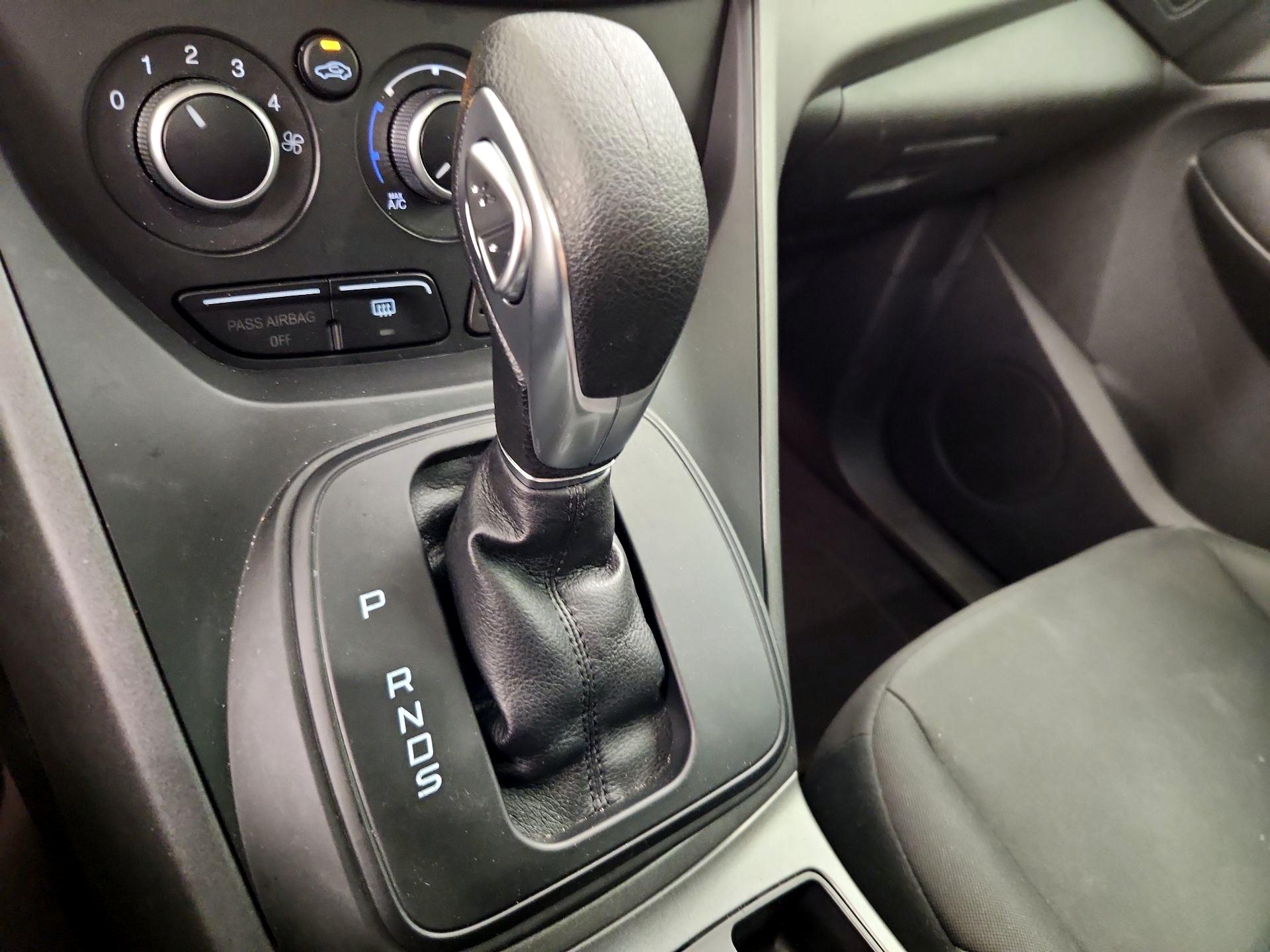 Thumbnail: 2014 Ford Escape - 17