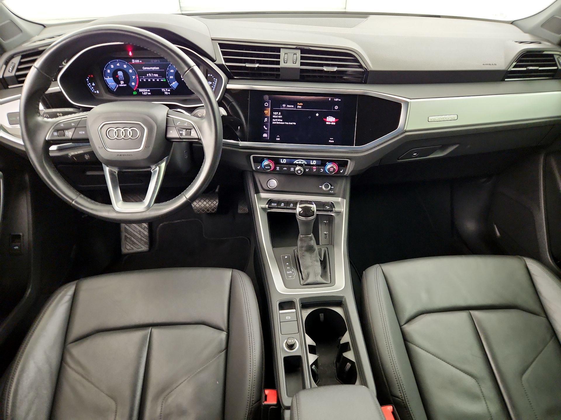 Thumbnail: 2019 Audi Q3 - 9