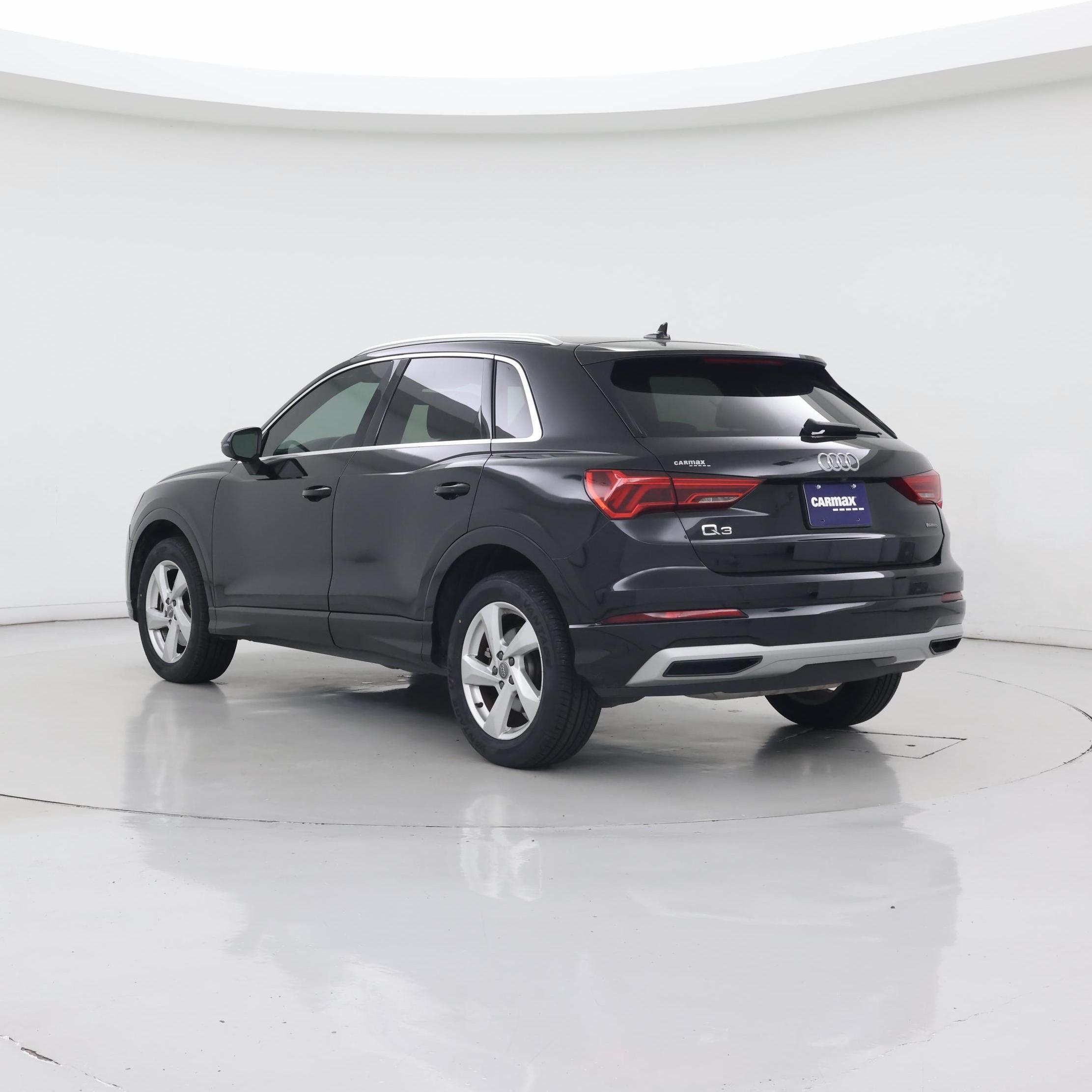 Thumbnail: 2019 Audi Q3 - 2