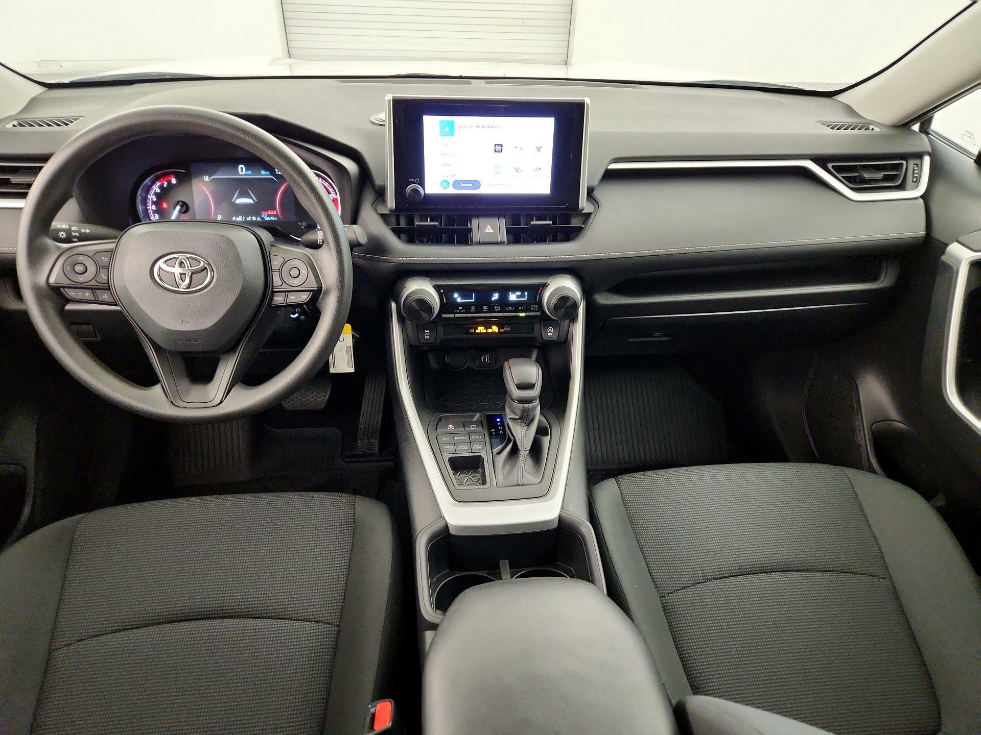 Thumbnail: 2024 Toyota RAV4 - 9