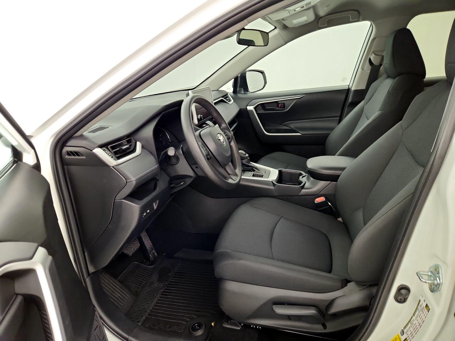 Thumbnail: 2024 Toyota RAV4 - 11