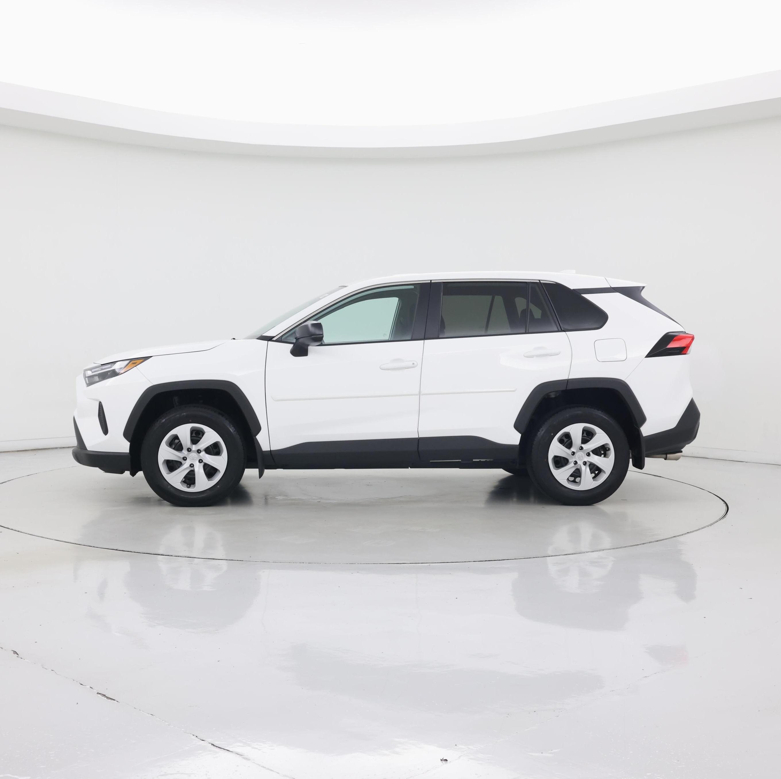 Thumbnail: 2024 Toyota RAV4 - 3