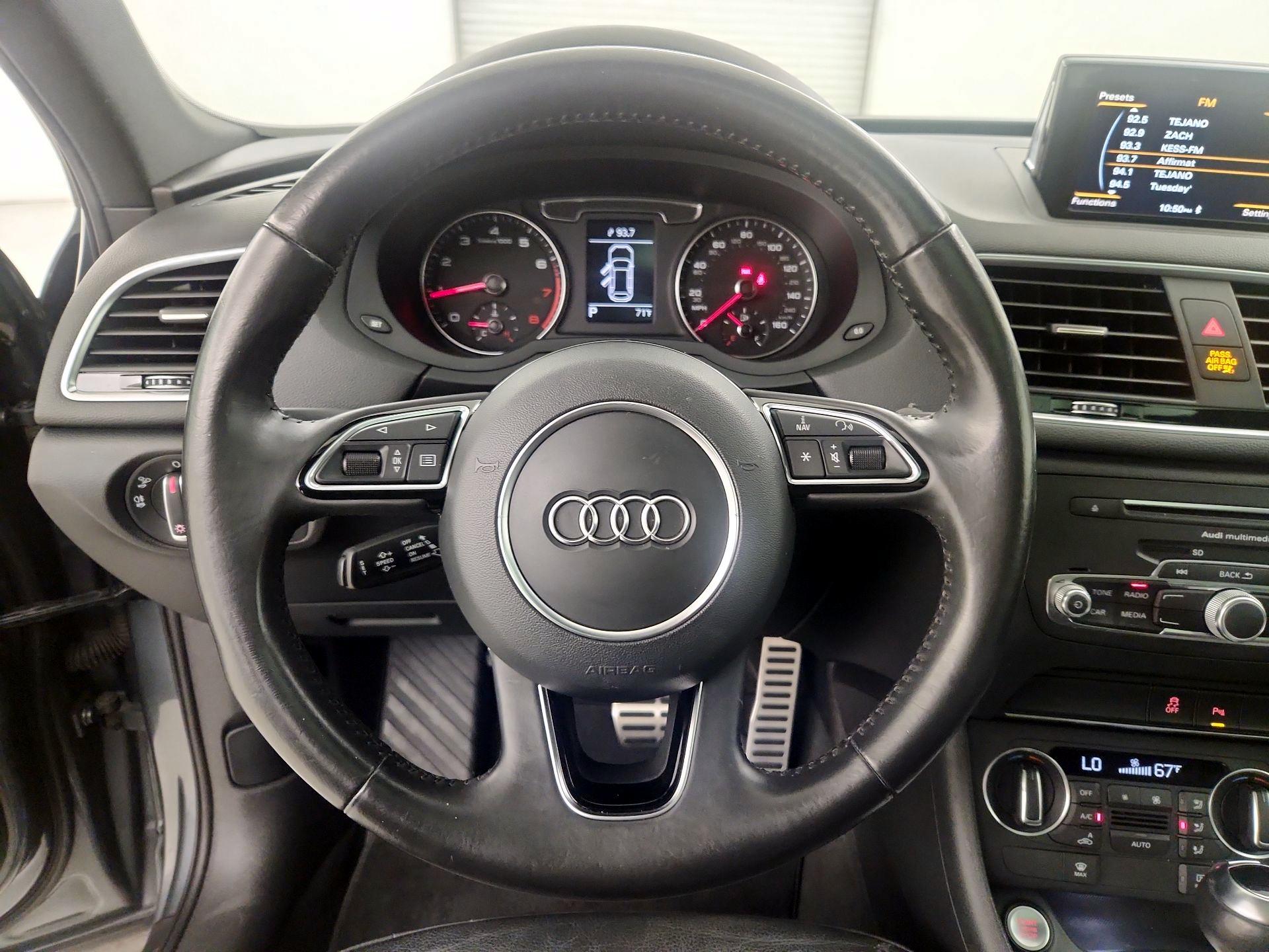 Thumbnail: 2017 Audi Q3 - 10