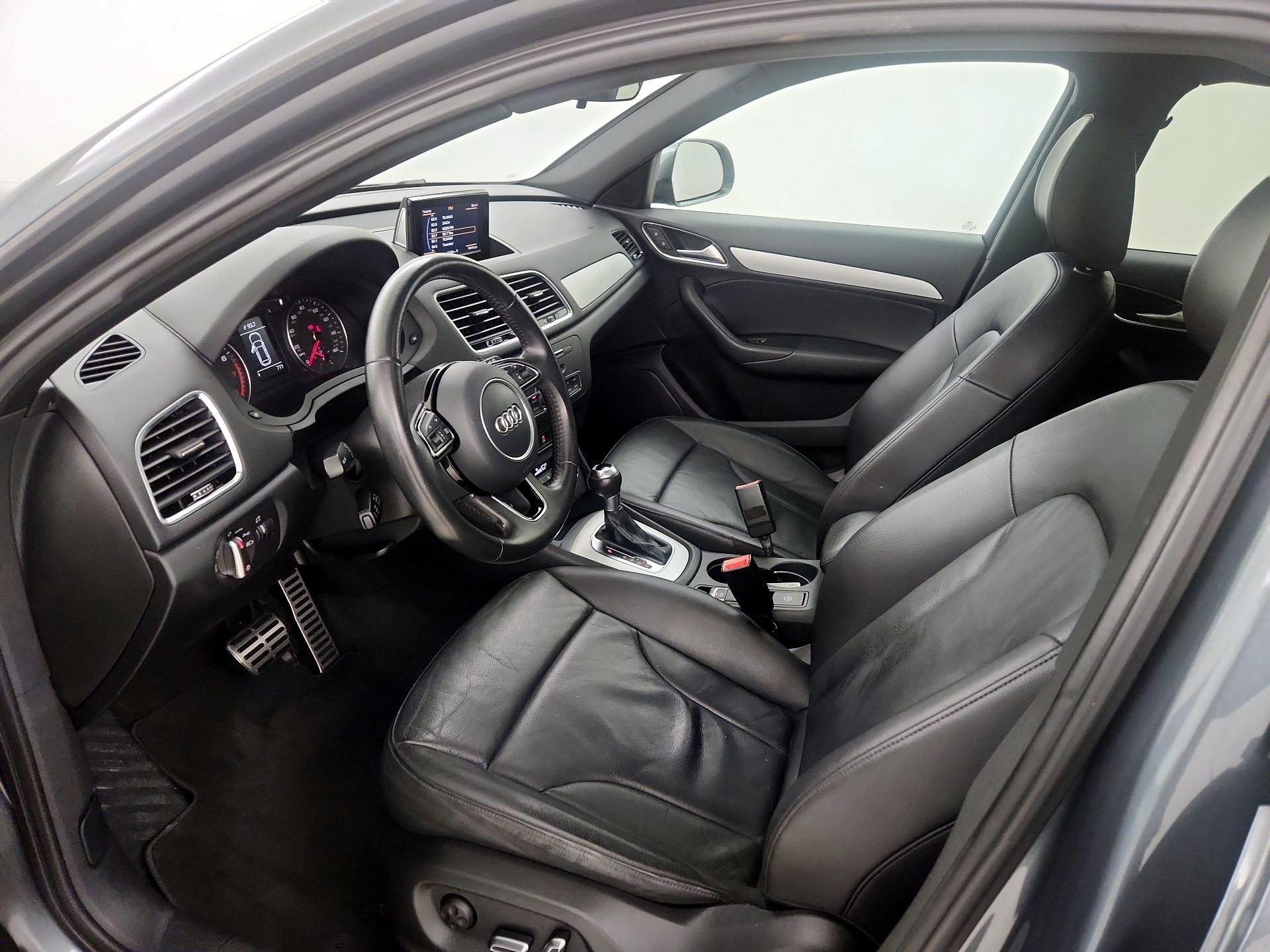 Thumbnail: 2017 Audi Q3 - 11