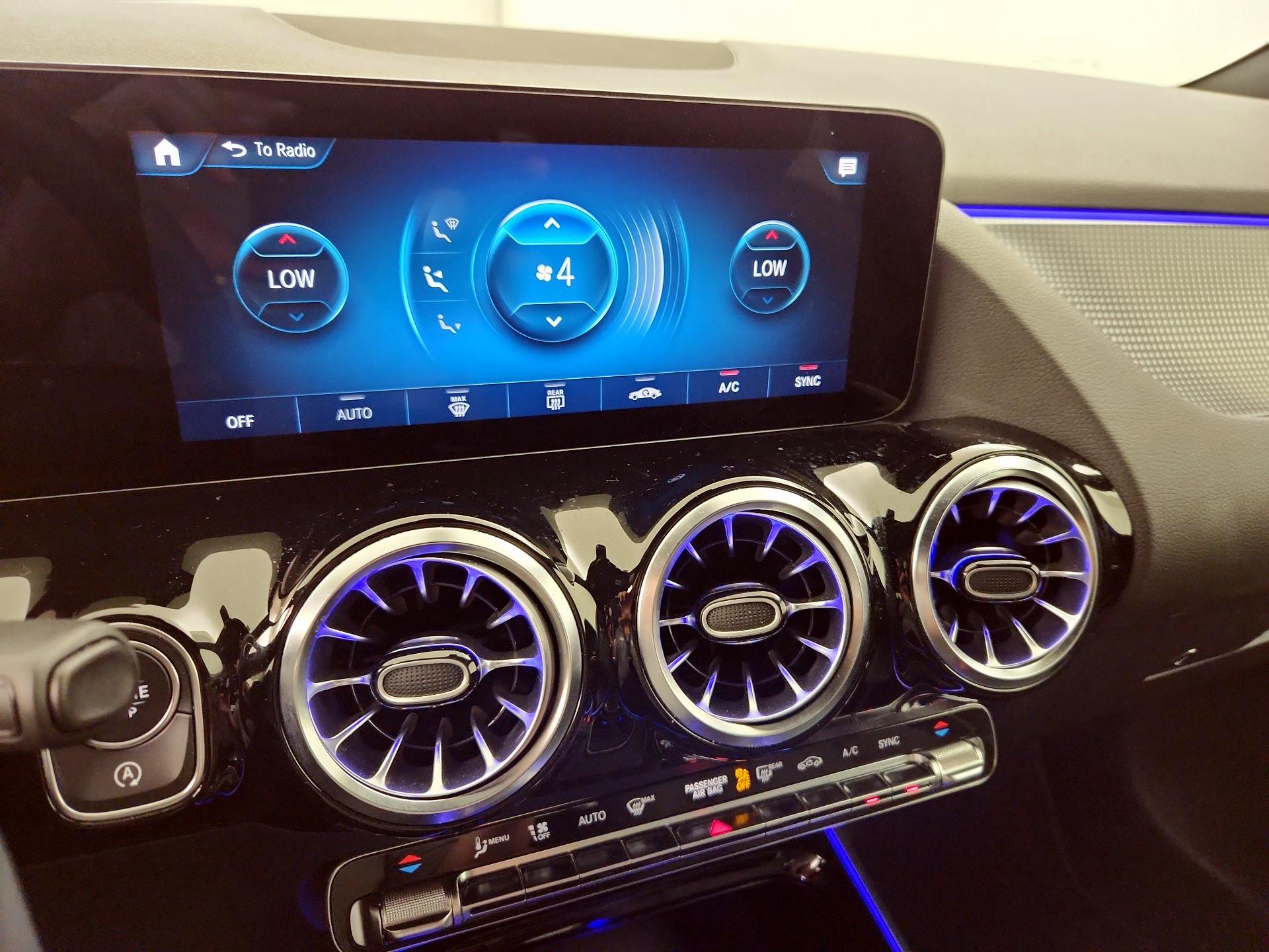 Thumbnail: 2023 Mercedes-Benz GLA - 16