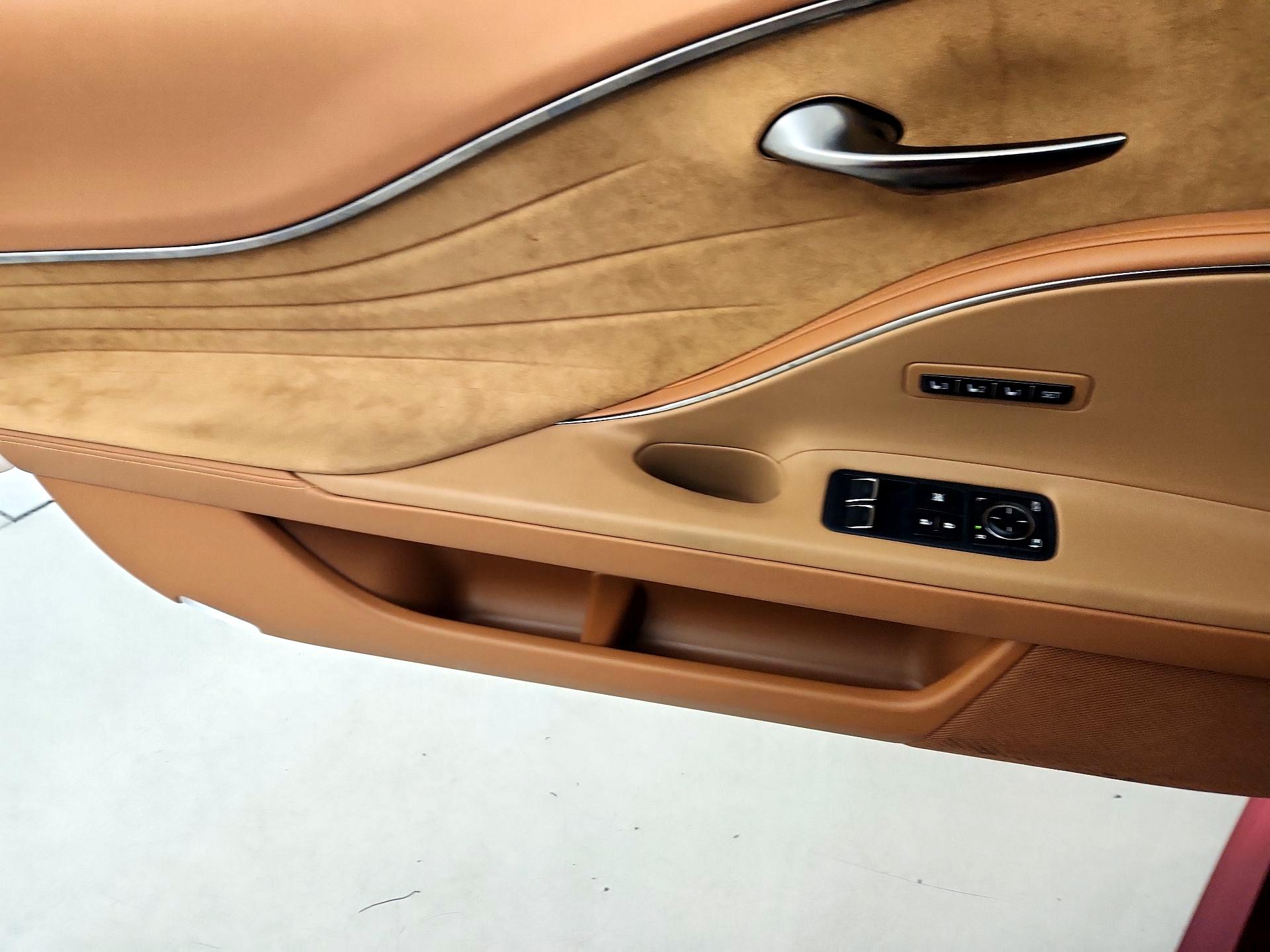 Thumbnail: 2018 Lexus LC - 12