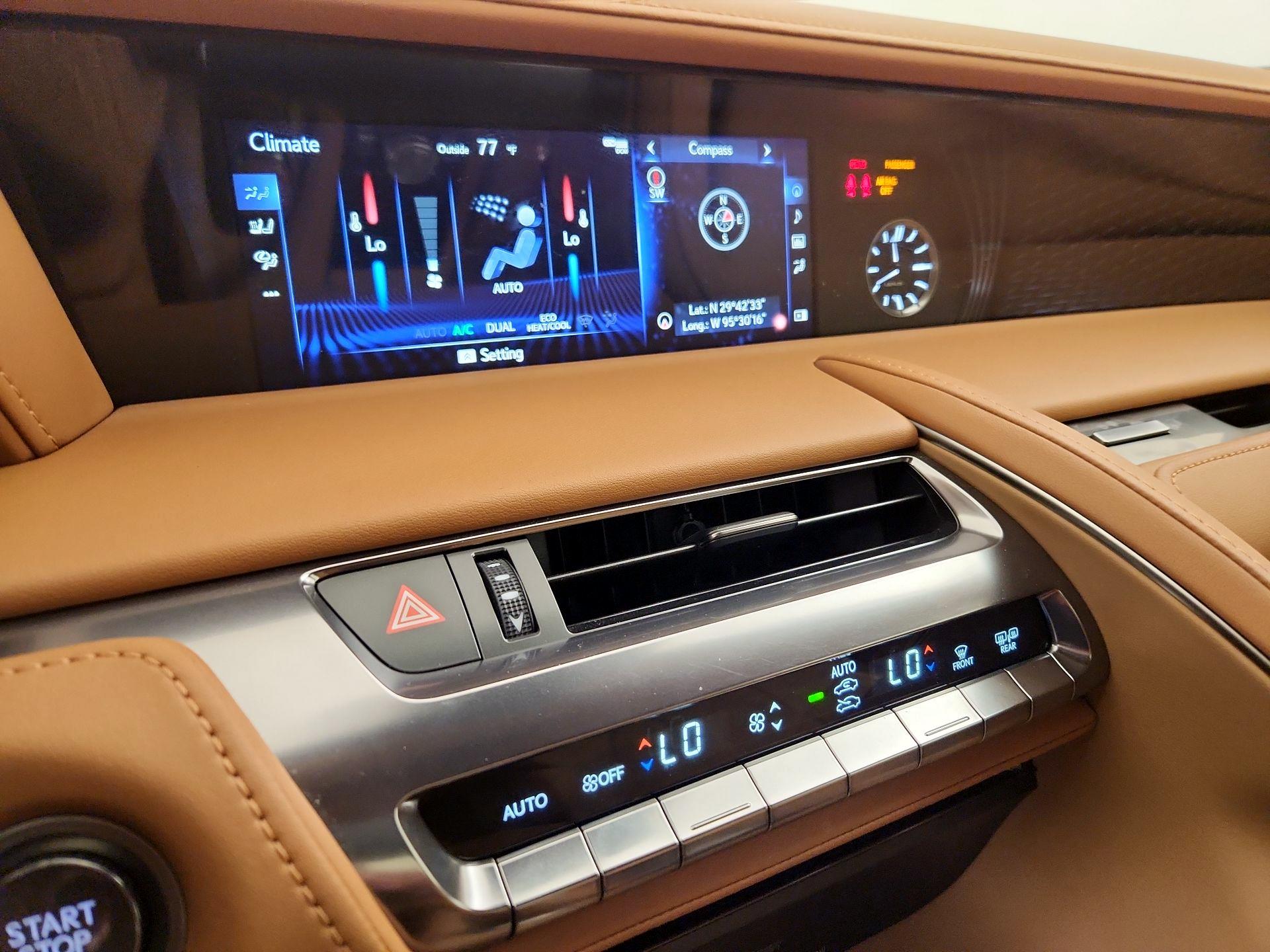 Thumbnail: 2018 Lexus LC - 17