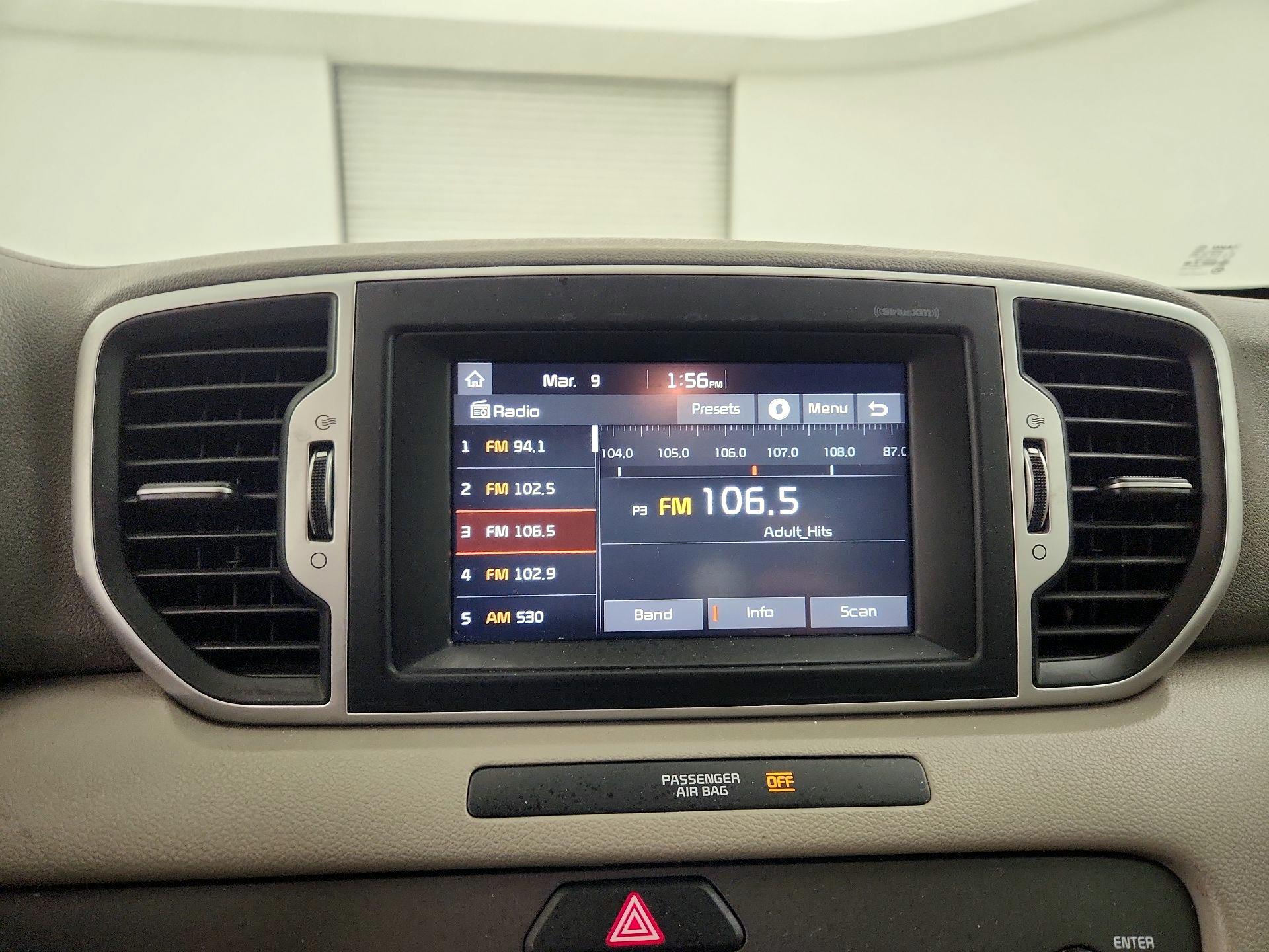 Thumbnail: 2017 Kia Sportage - 15