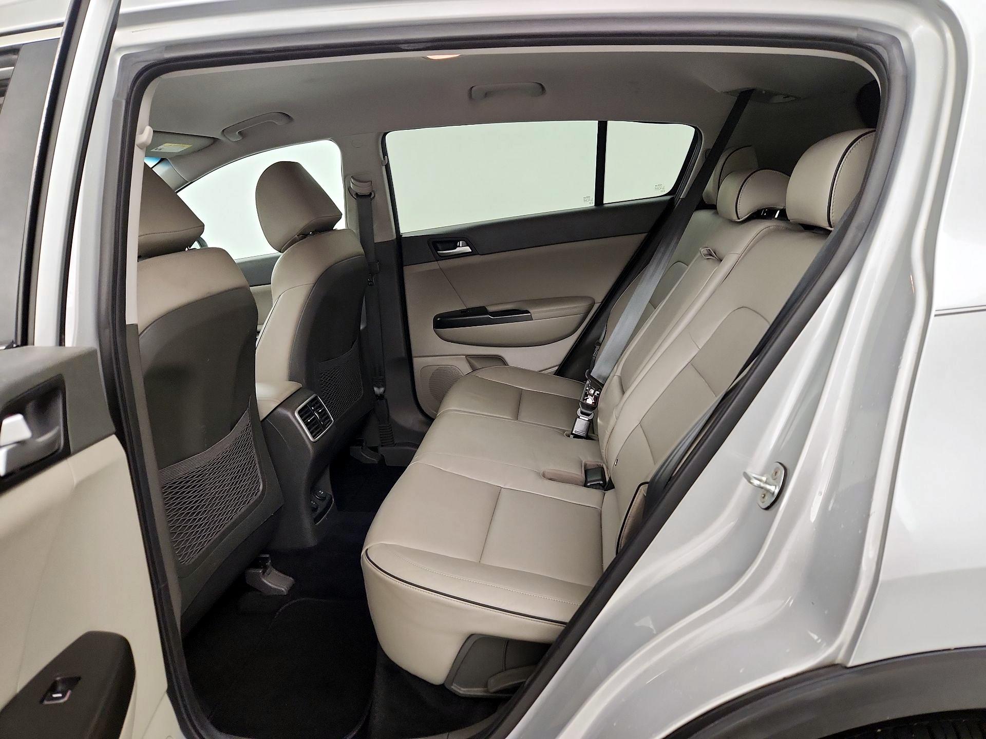 Thumbnail: 2017 Kia Sportage - 19