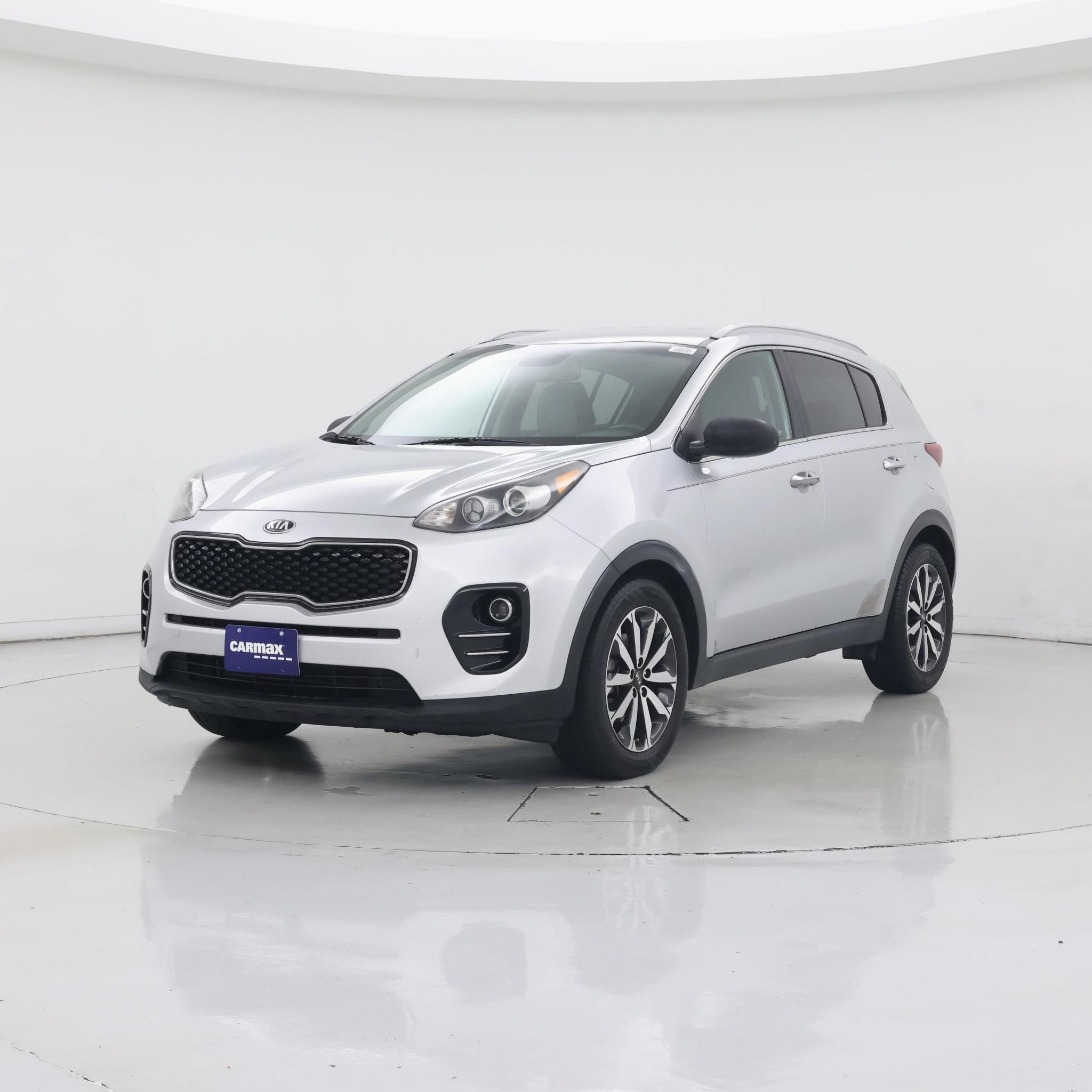 Thumbnail: 2017 Kia Sportage - 4