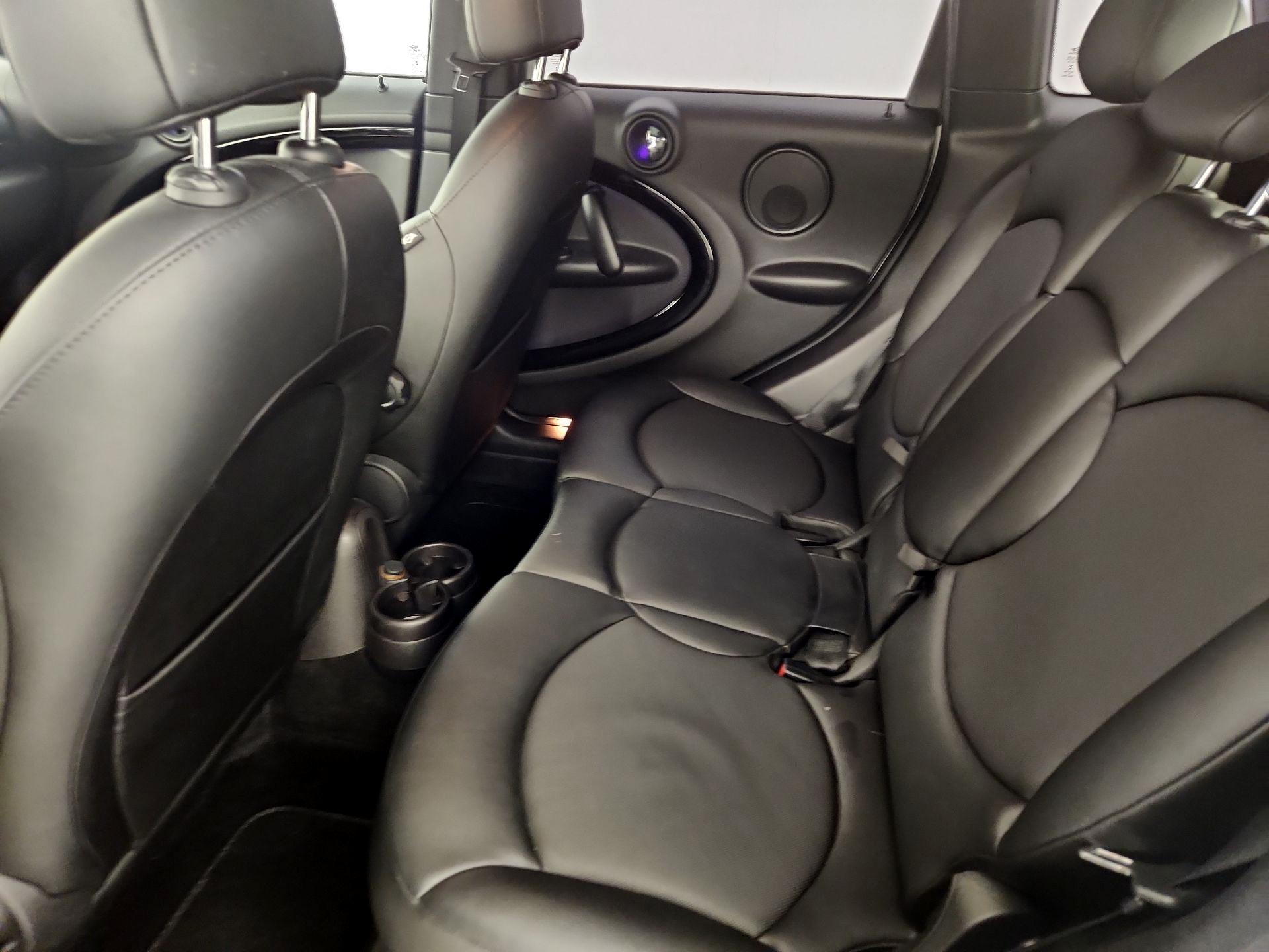 Thumbnail: 2015 MINI Cooper Countryman - 19