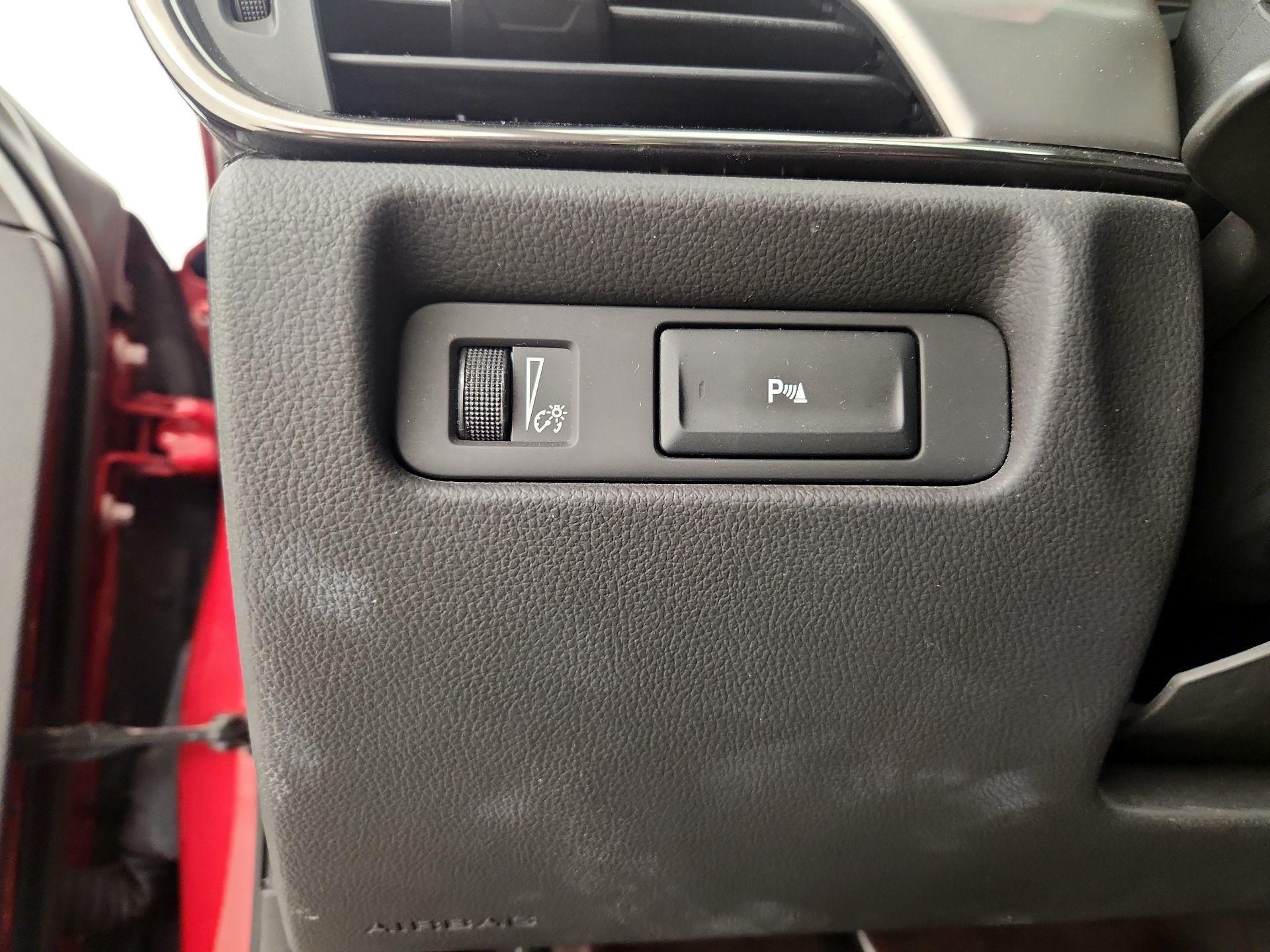 Thumbnail: 2016 Cadillac ATS - 13