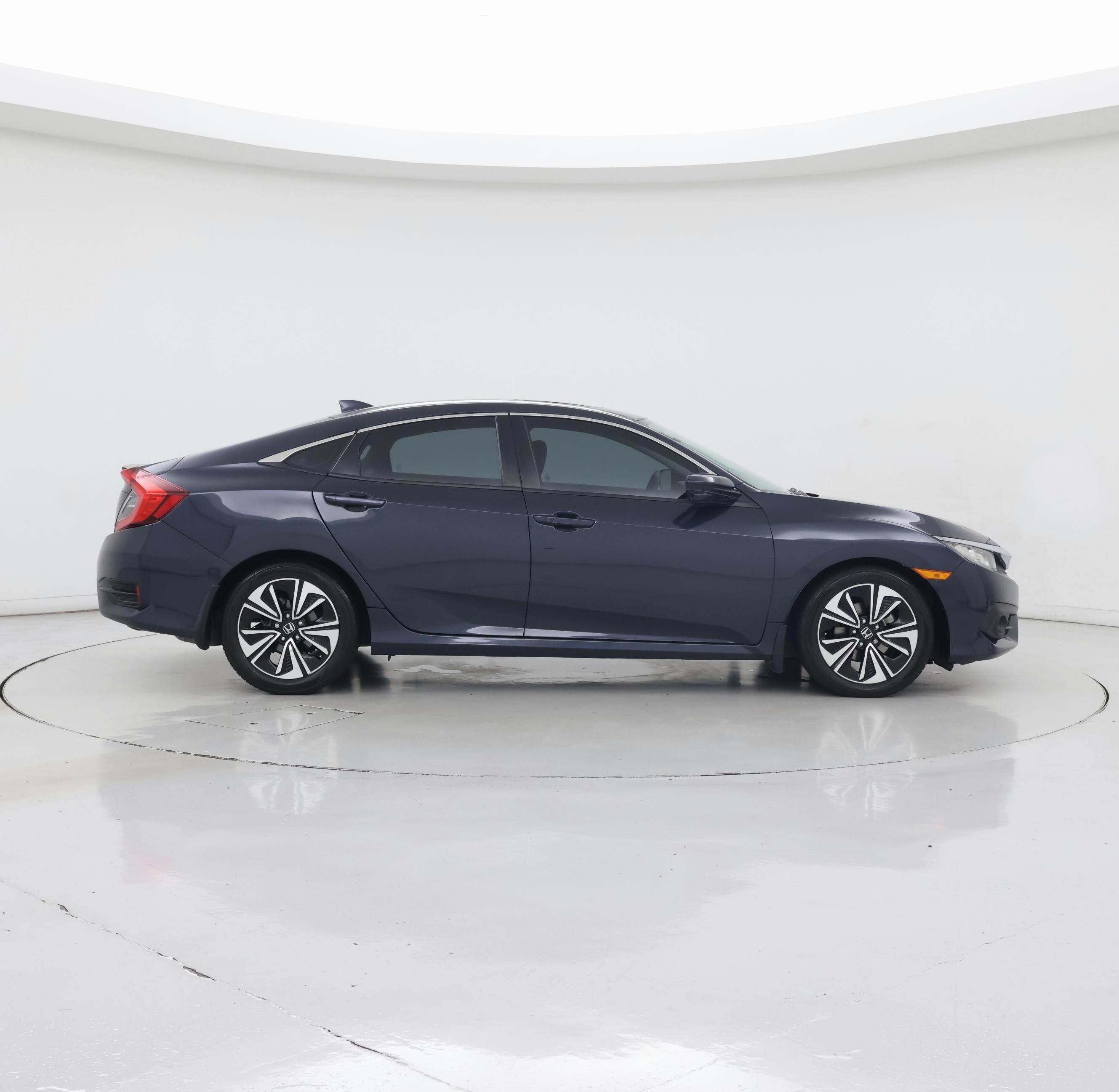 Thumbnail: 2016 Honda Civic - 7