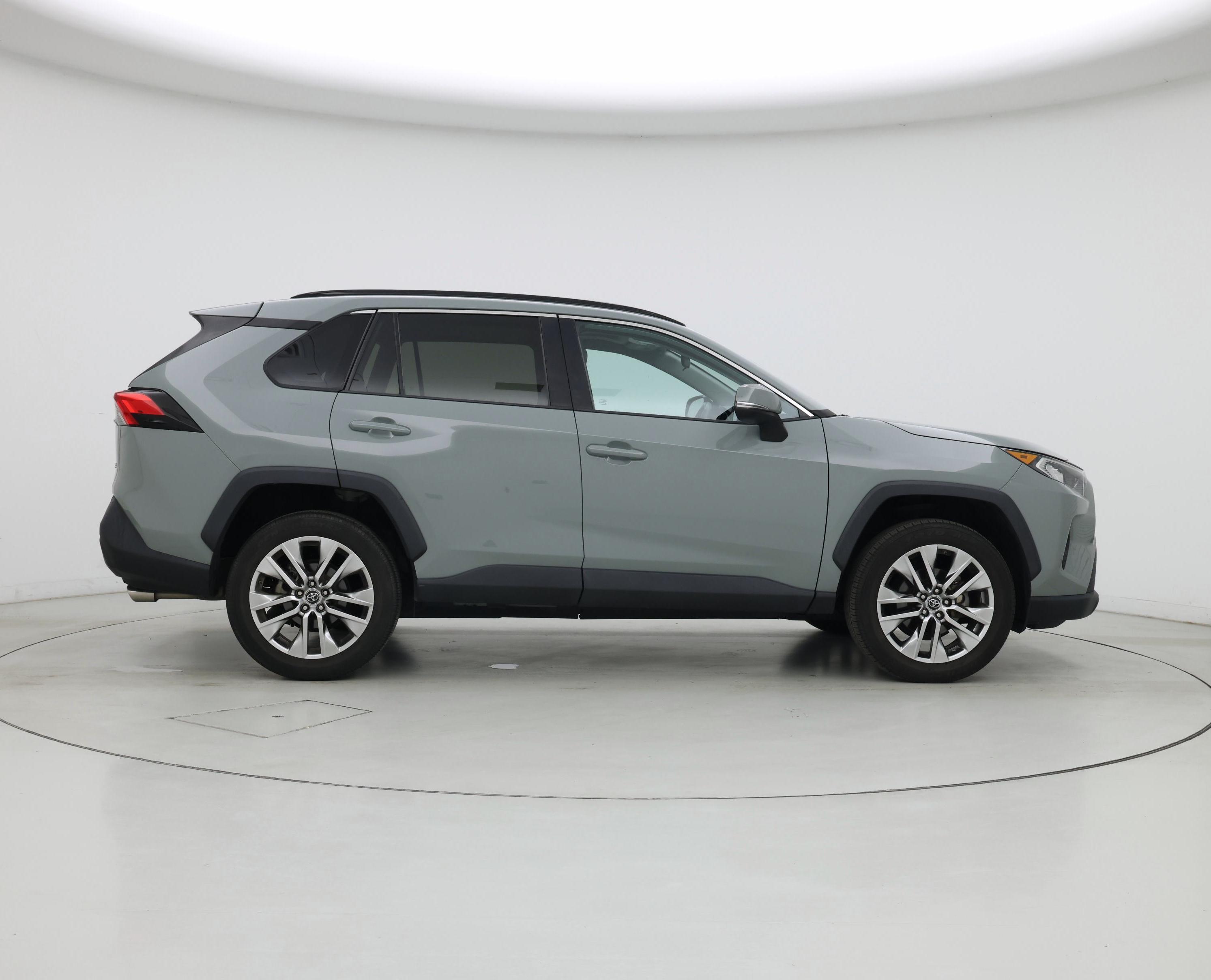 Thumbnail: 2019 Toyota RAV4 - 7