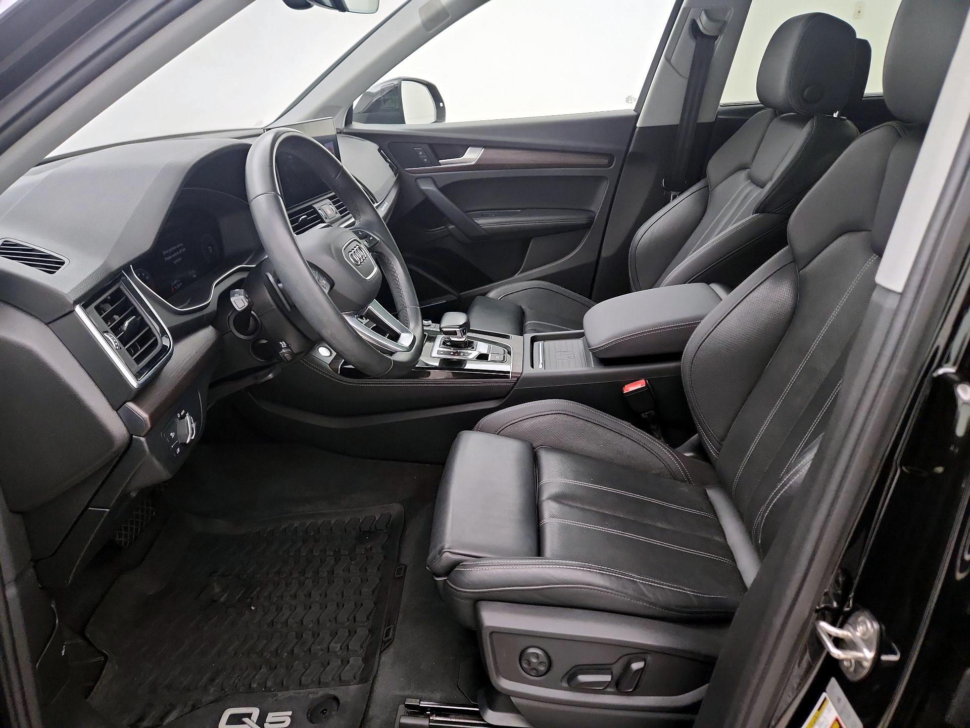 Thumbnail: 2021 Audi Q5 - 11