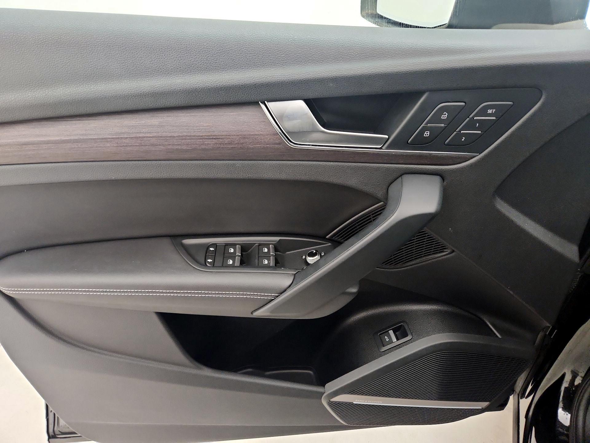 Thumbnail: 2021 Audi Q5 - 12