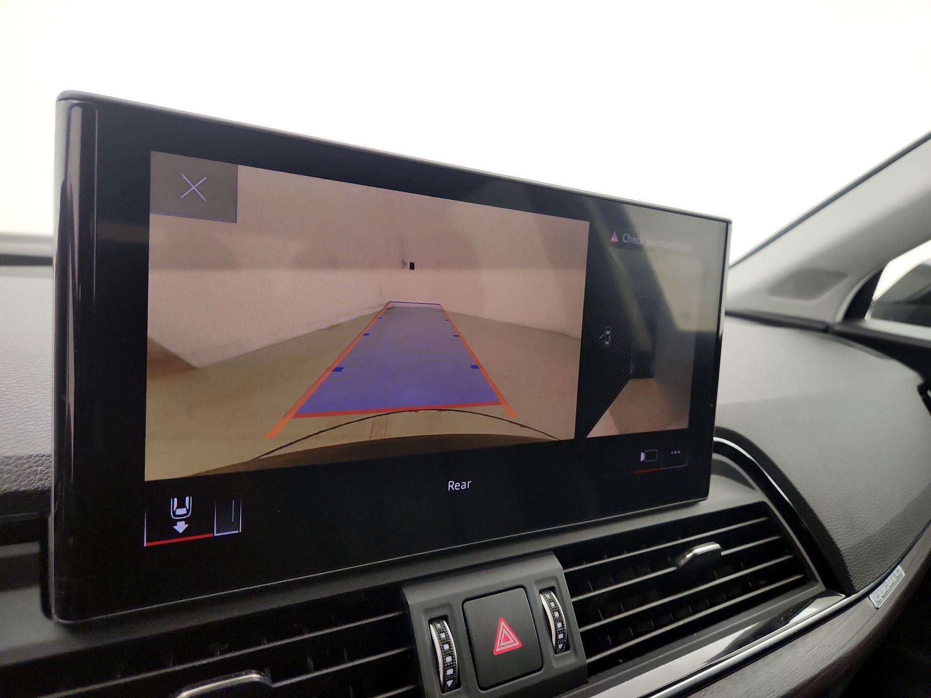 Thumbnail: 2021 Audi Q5 - 14