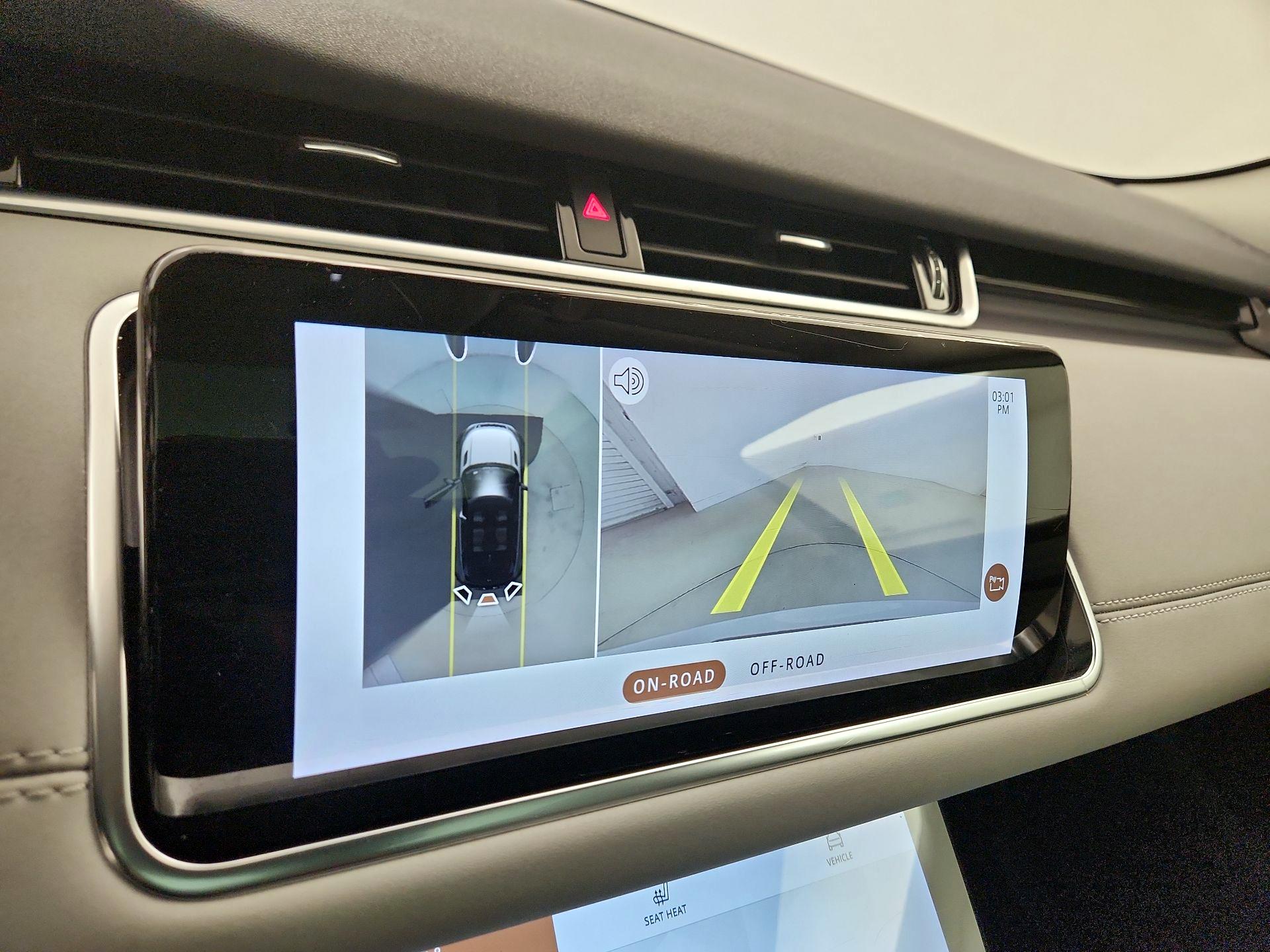 Thumbnail: 2021 Land Rover Range Rover Evoque - 15