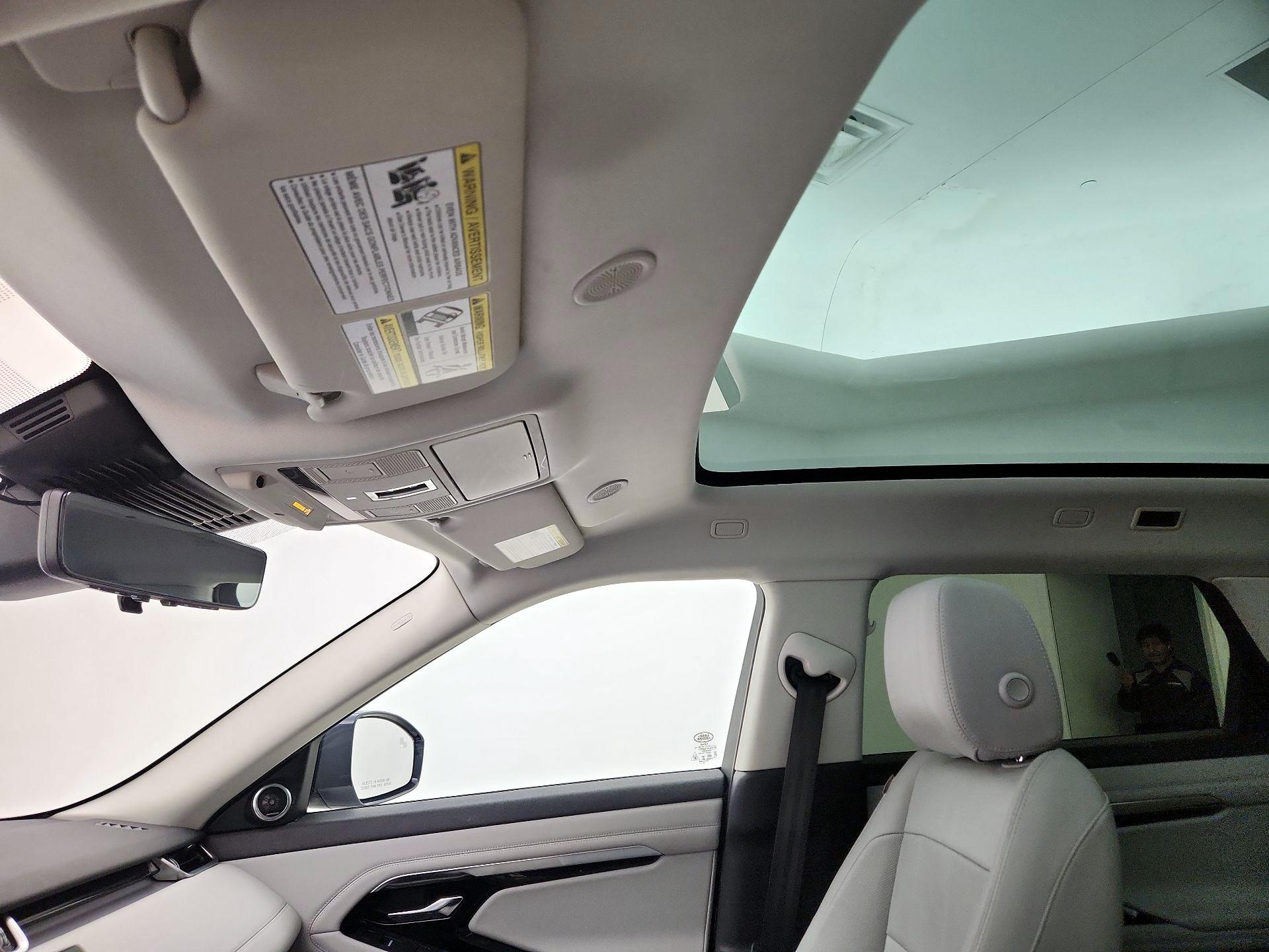 Thumbnail: 2021 Land Rover Range Rover Evoque - 20