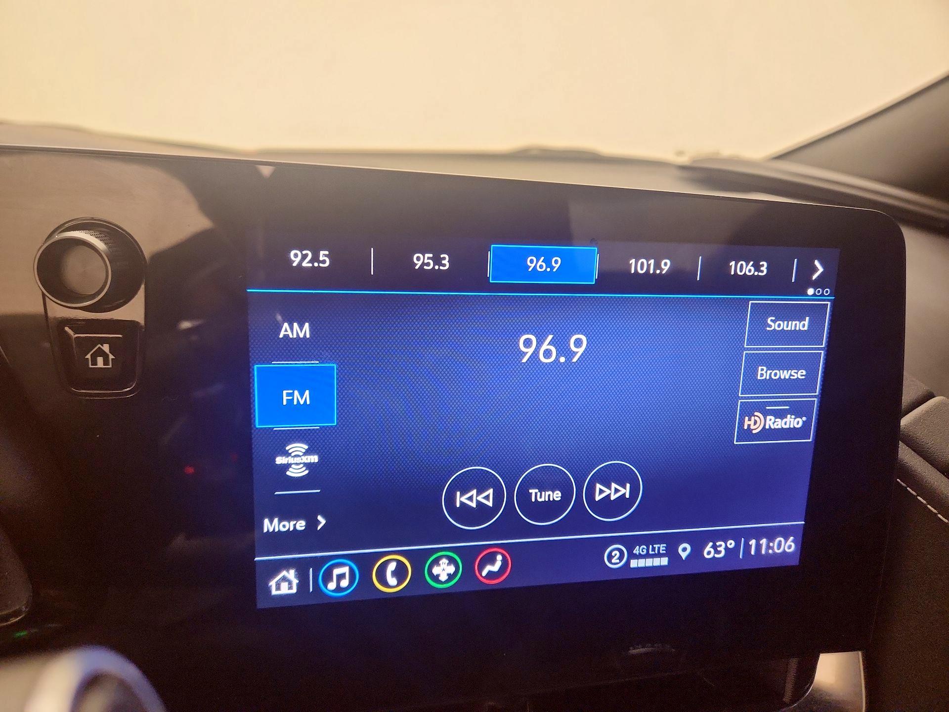 Thumbnail: 2022 Chevrolet Corvette - 15