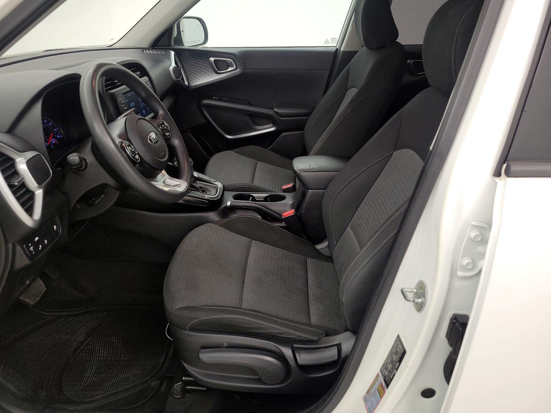 Thumbnail: 2020 Kia Soul - 11