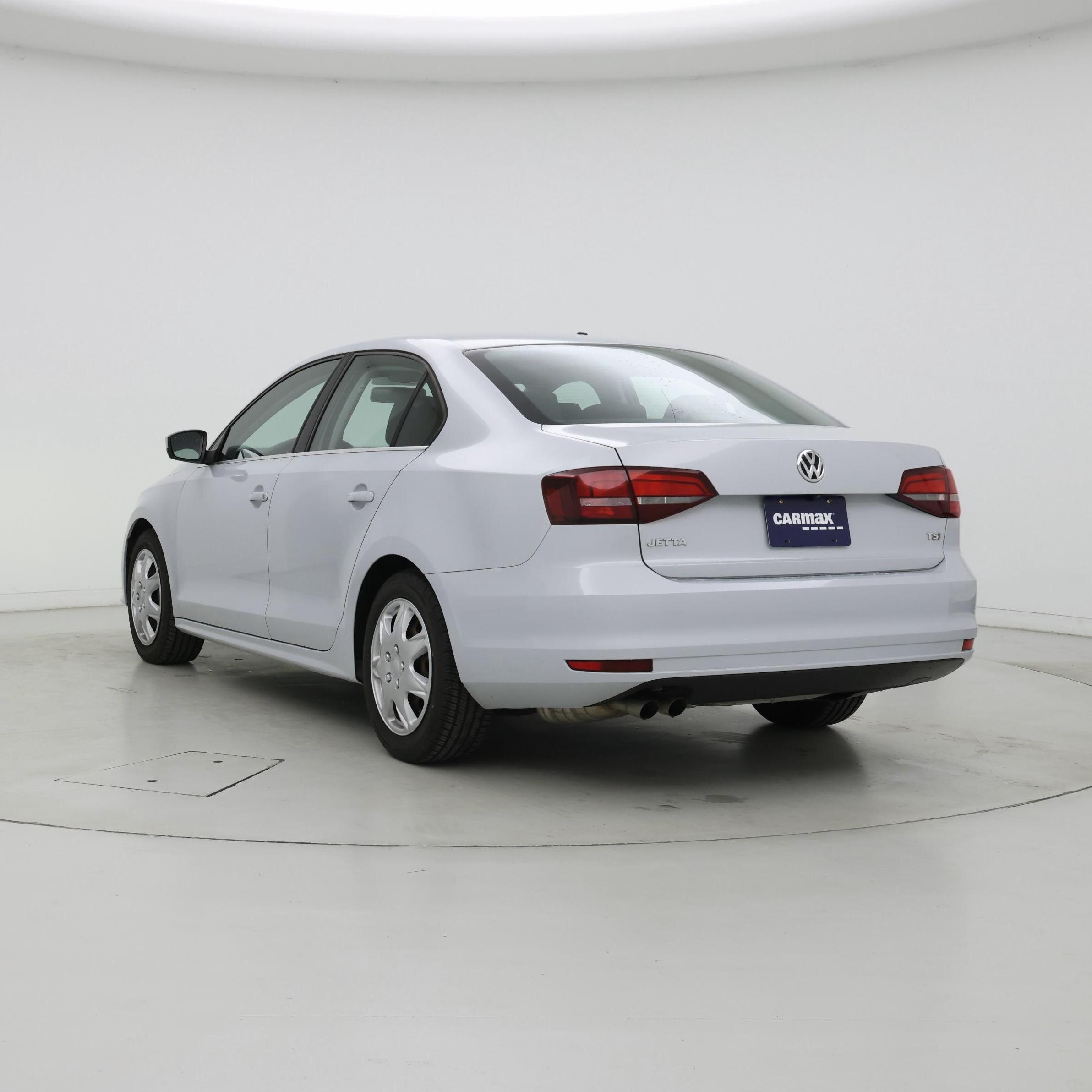 Thumbnail: 2017 Volkswagen Jetta - 2