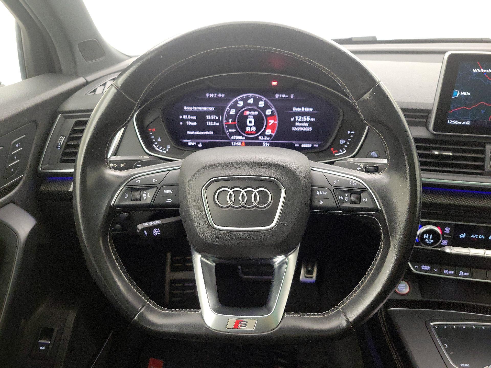 Thumbnail: 2018 Audi SQ5 - 10