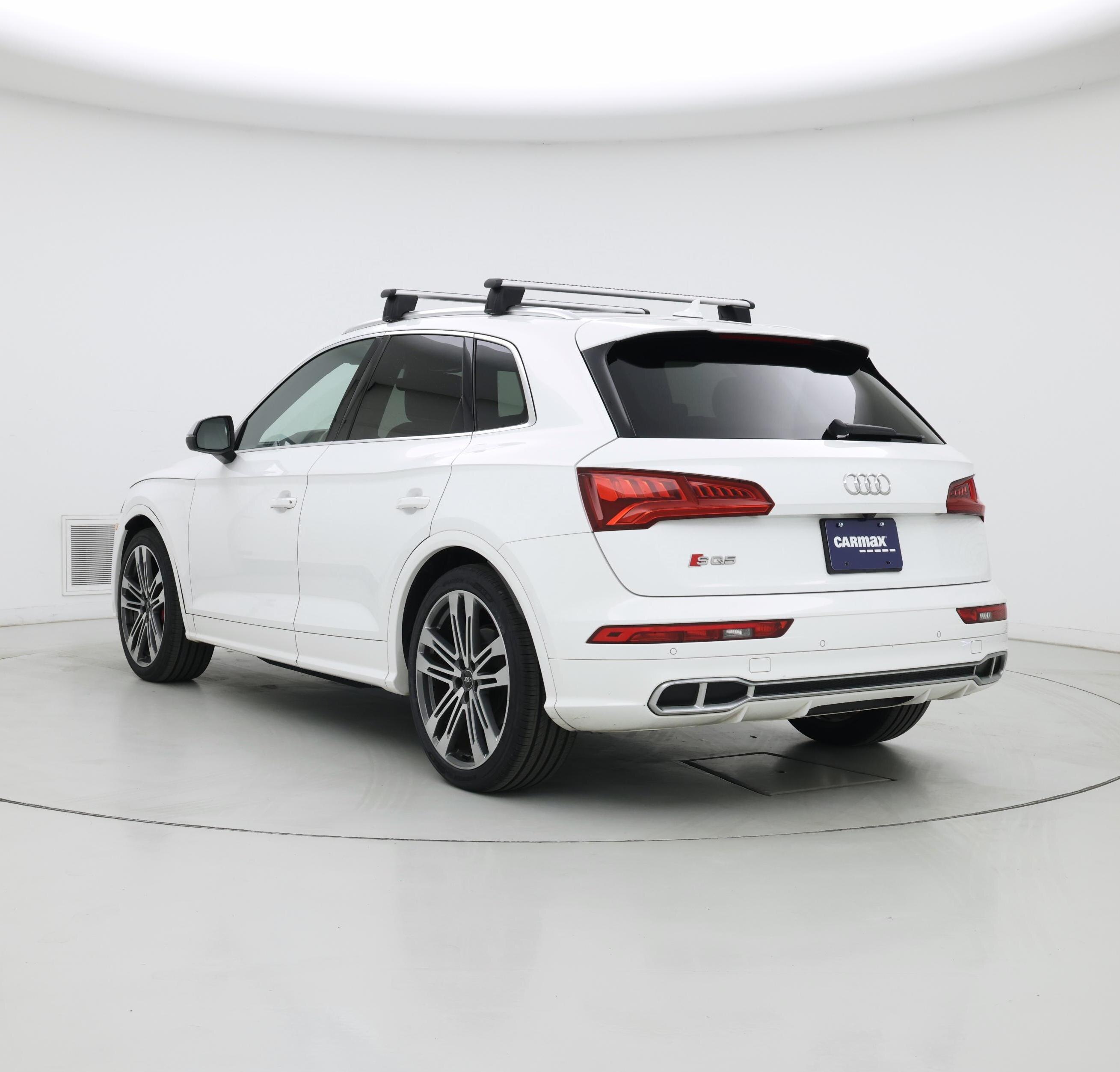 Thumbnail: 2018 Audi SQ5 - 2