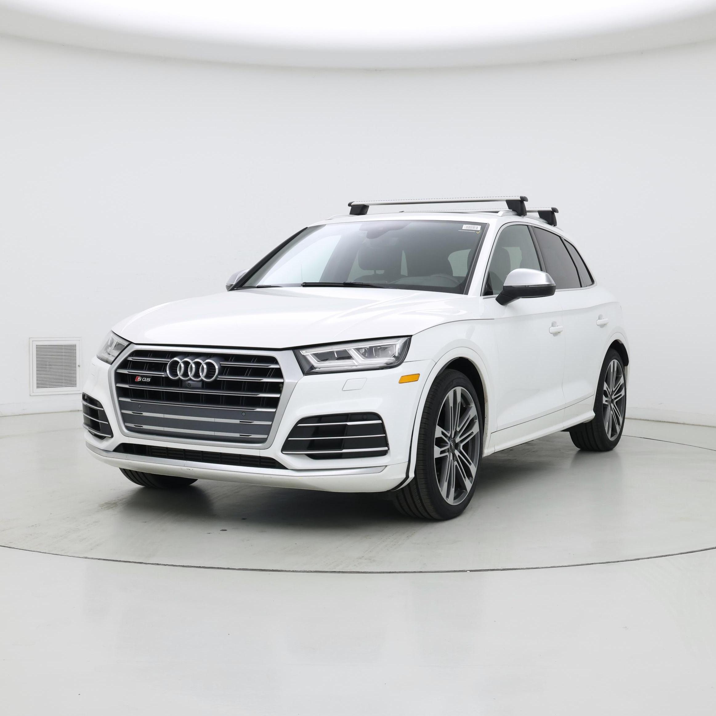 Thumbnail: 2018 Audi SQ5 - 4