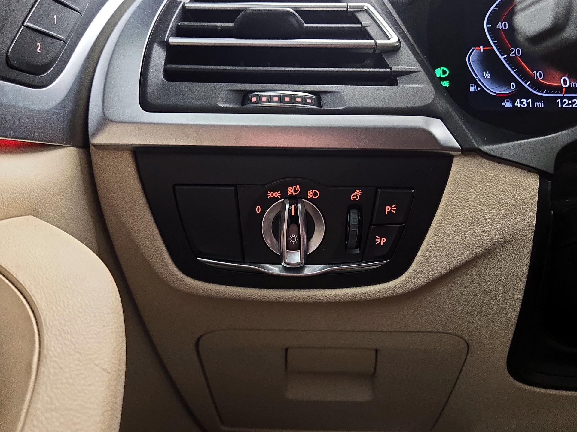 Thumbnail: 2022 BMW X3 - 13