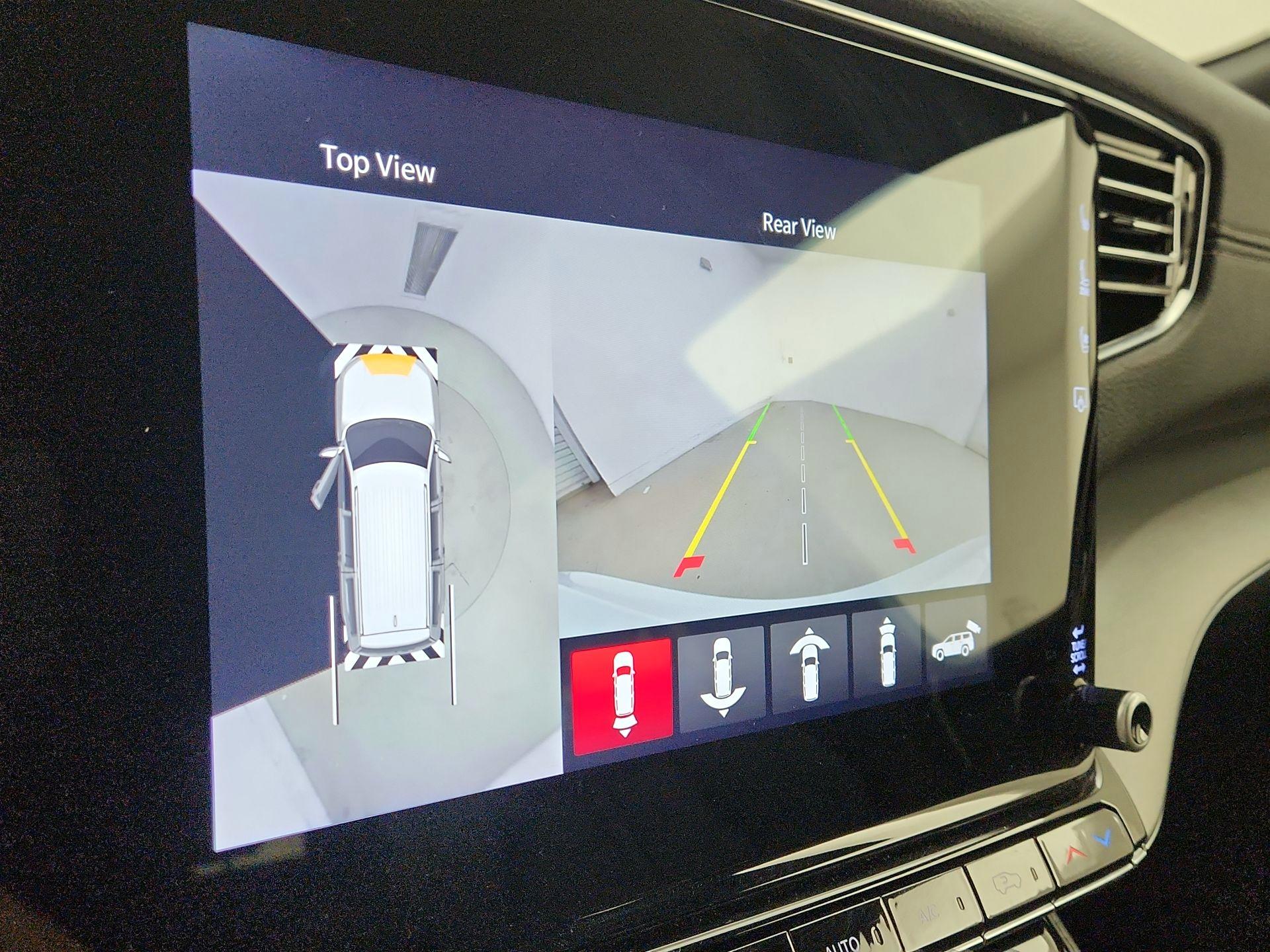 Thumbnail: 2024 Jeep Wagoneer - 15