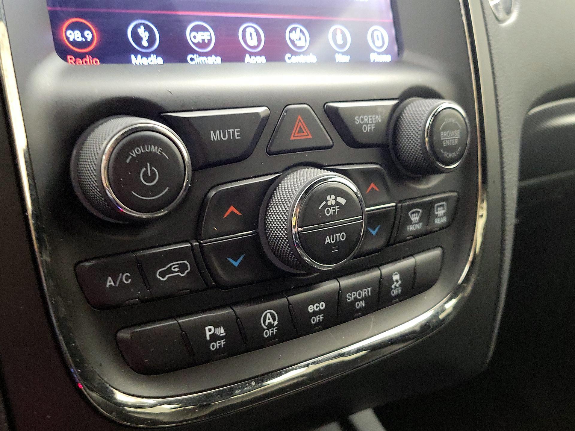 Thumbnail: 2018 Dodge Durango - 17