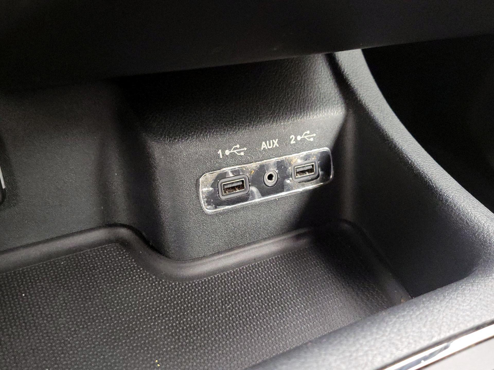 Thumbnail: 2018 Dodge Durango - 19