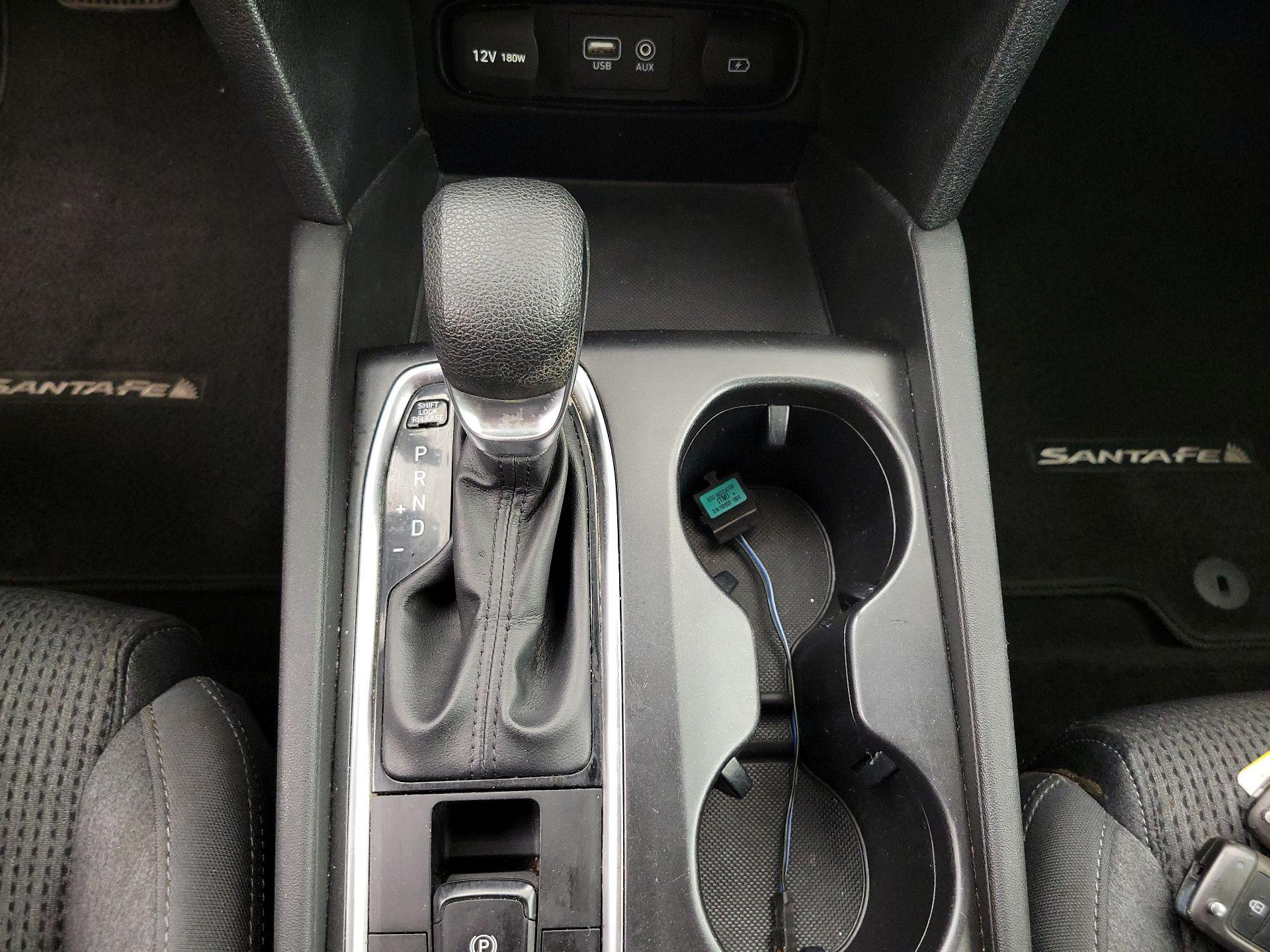 Thumbnail: 2019 Hyundai Santa Fe - 17