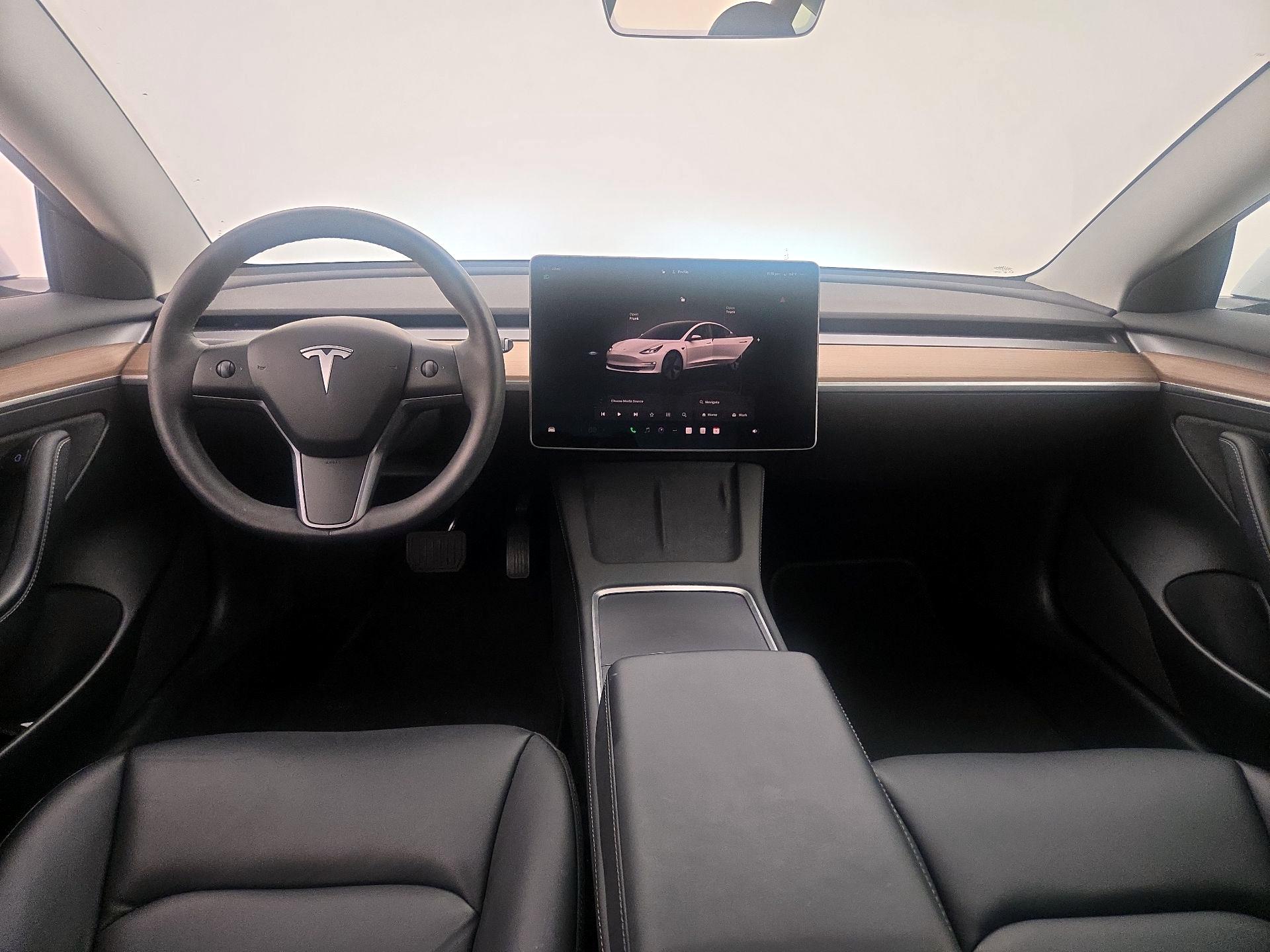 Thumbnail: 2023 Tesla Model 3 - 9