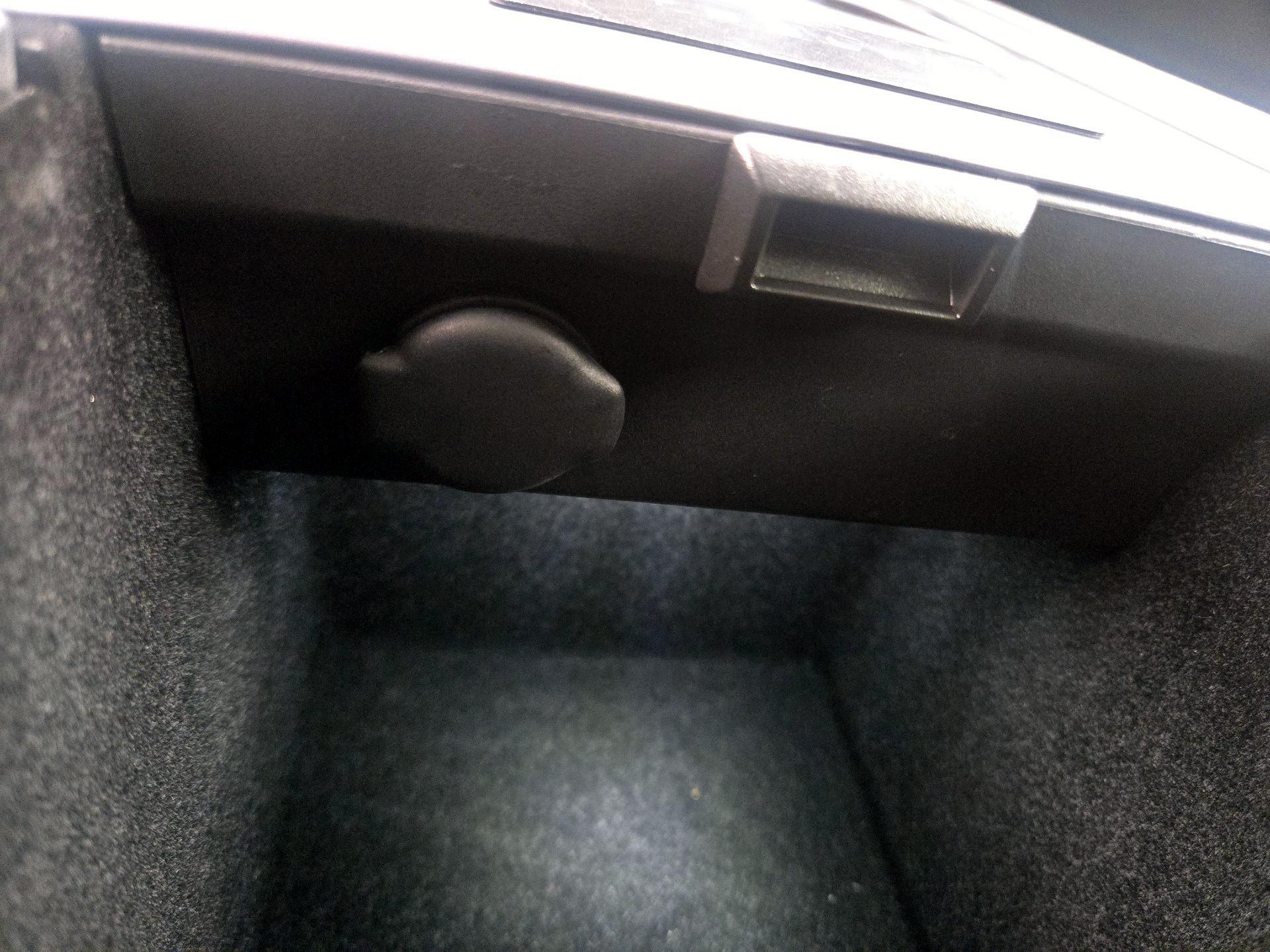 Thumbnail: 2023 Tesla Model 3 - 18