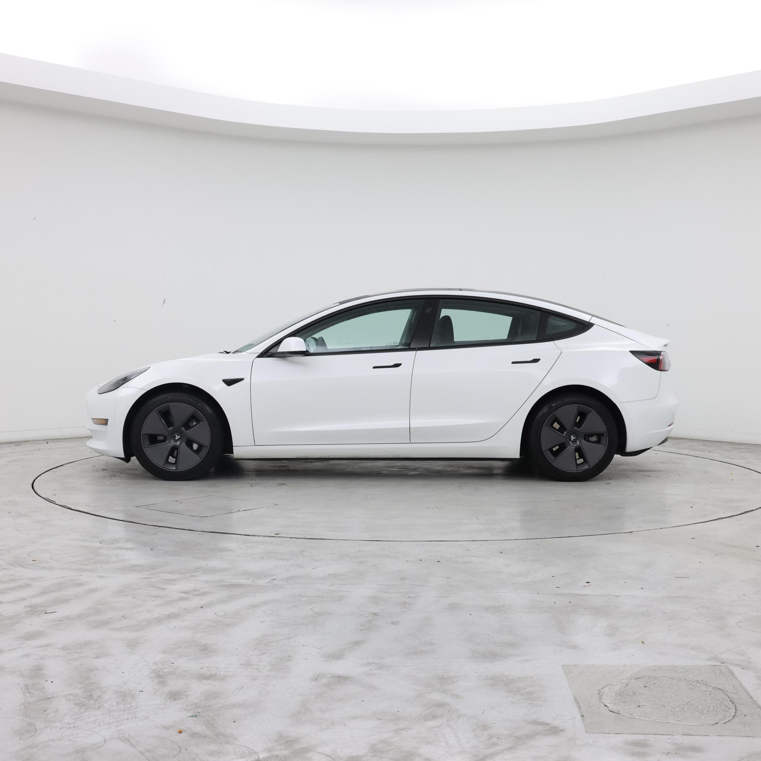 Thumbnail: 2023 Tesla Model 3 - 3