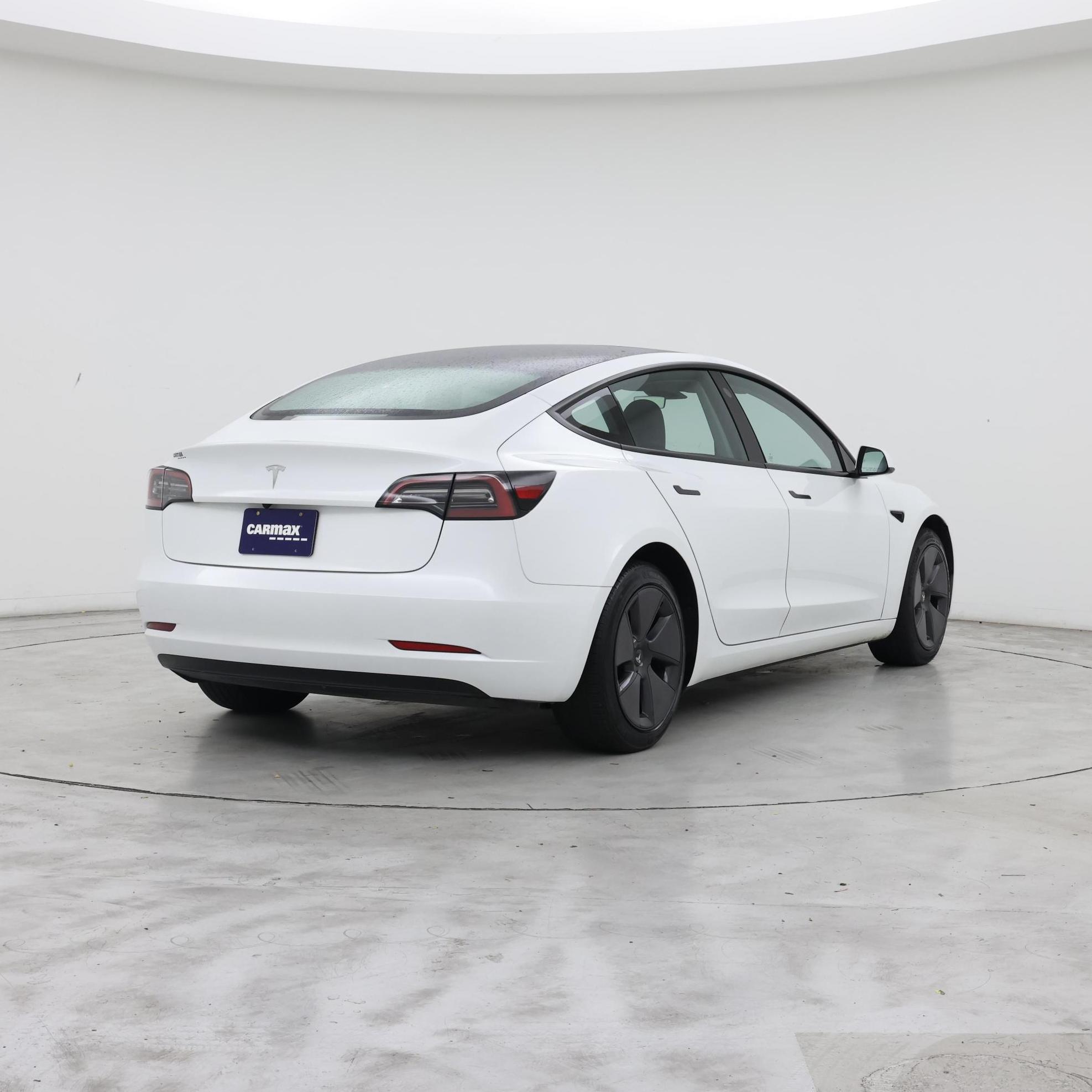 Thumbnail: 2023 Tesla Model 3 - 8