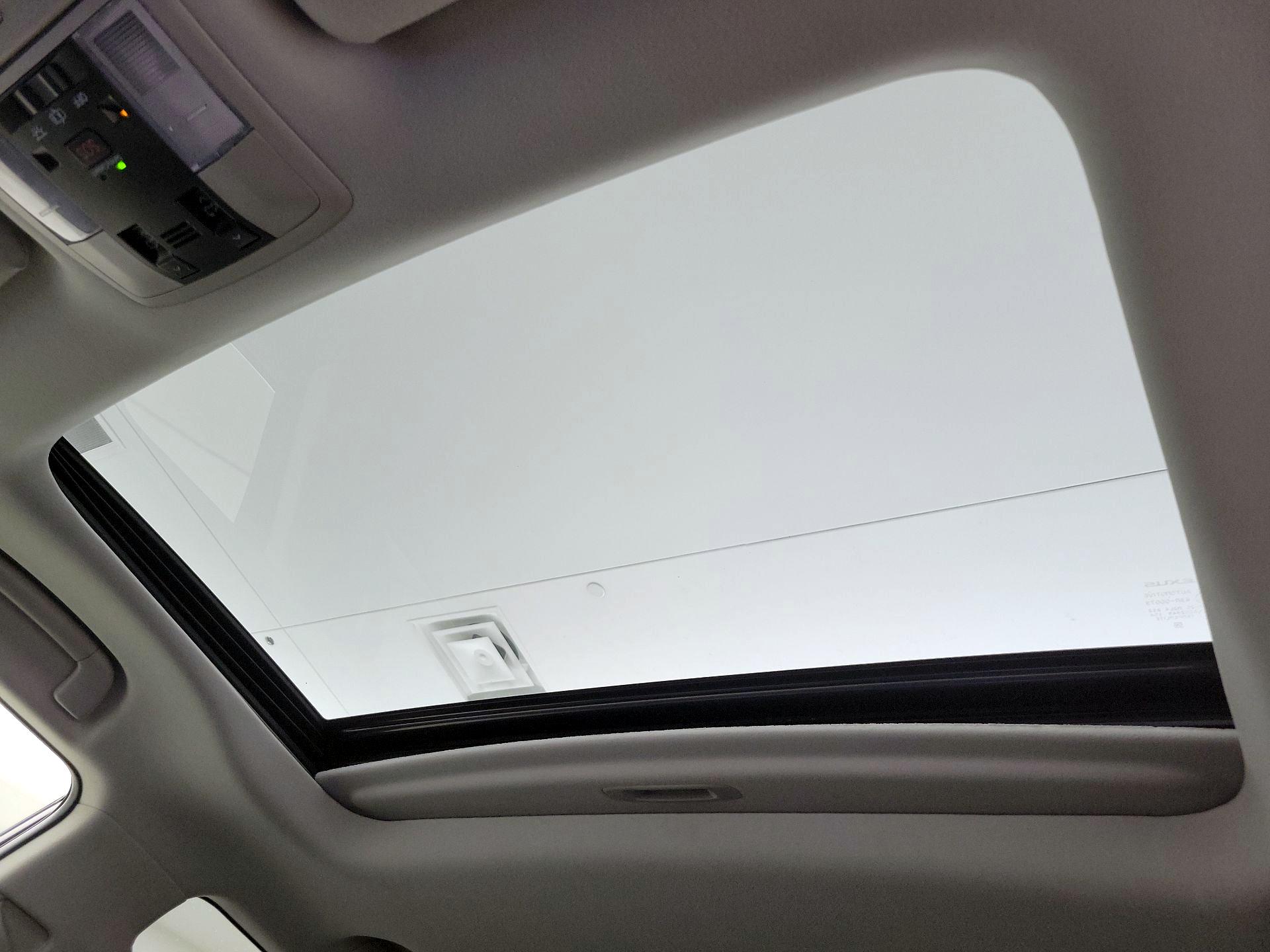 Thumbnail: 2019 Lexus GX - 20