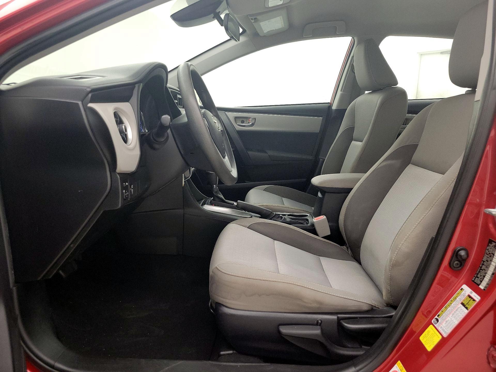 Thumbnail: 2017 Toyota Corolla - 11