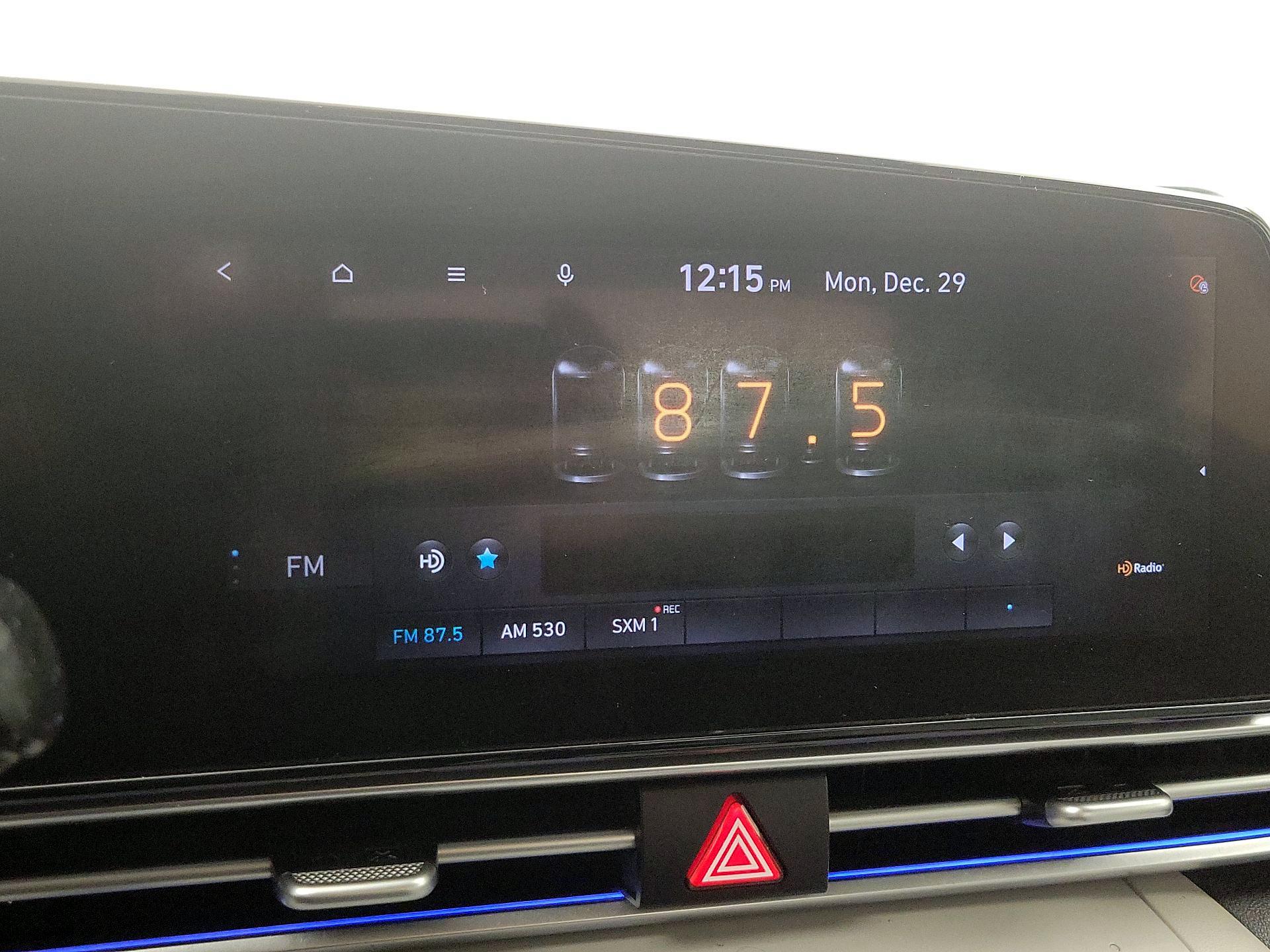 Thumbnail: 2021 Hyundai Elantra - 16