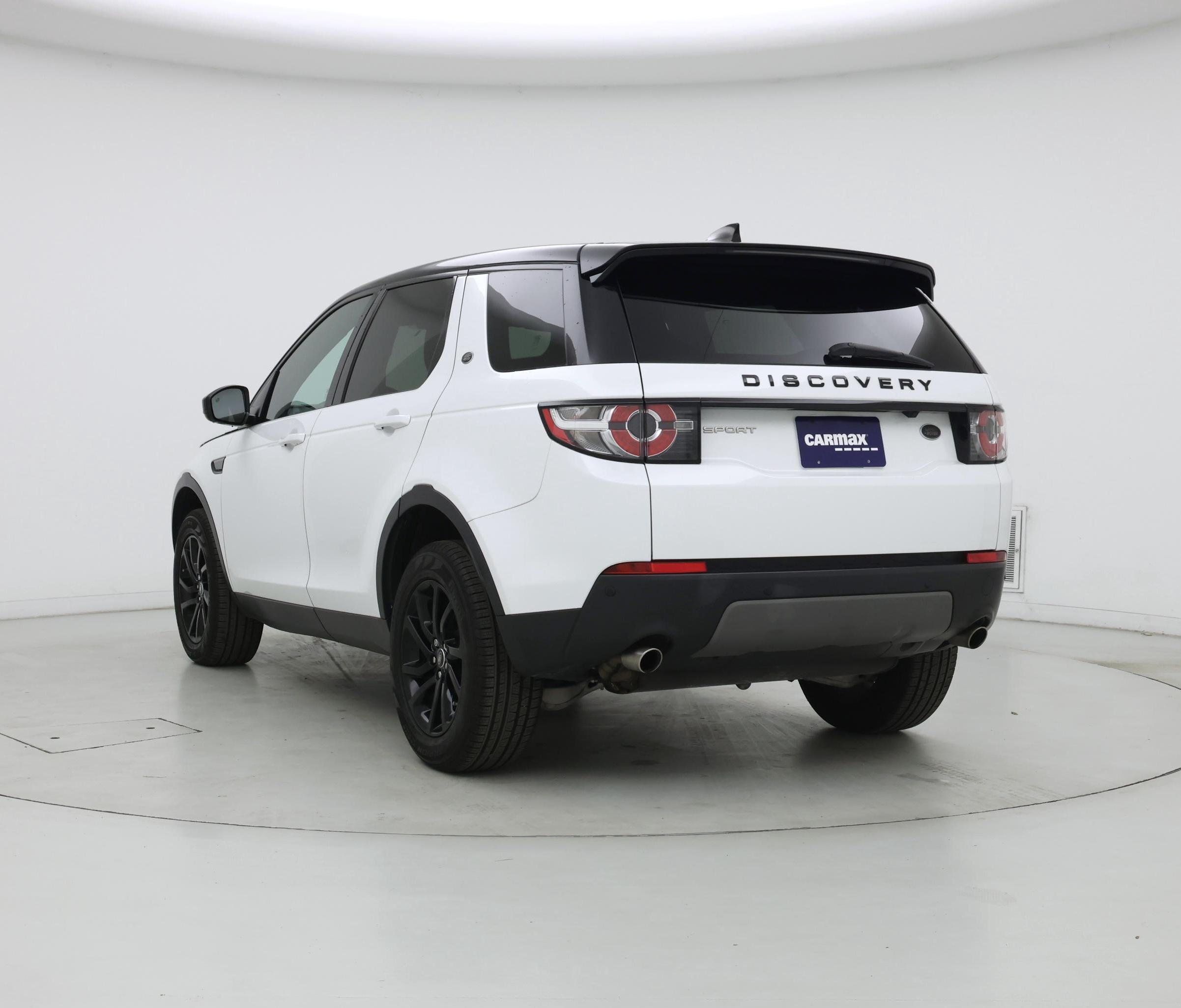 Thumbnail: 2019 Land Rover Discovery Sport - 2