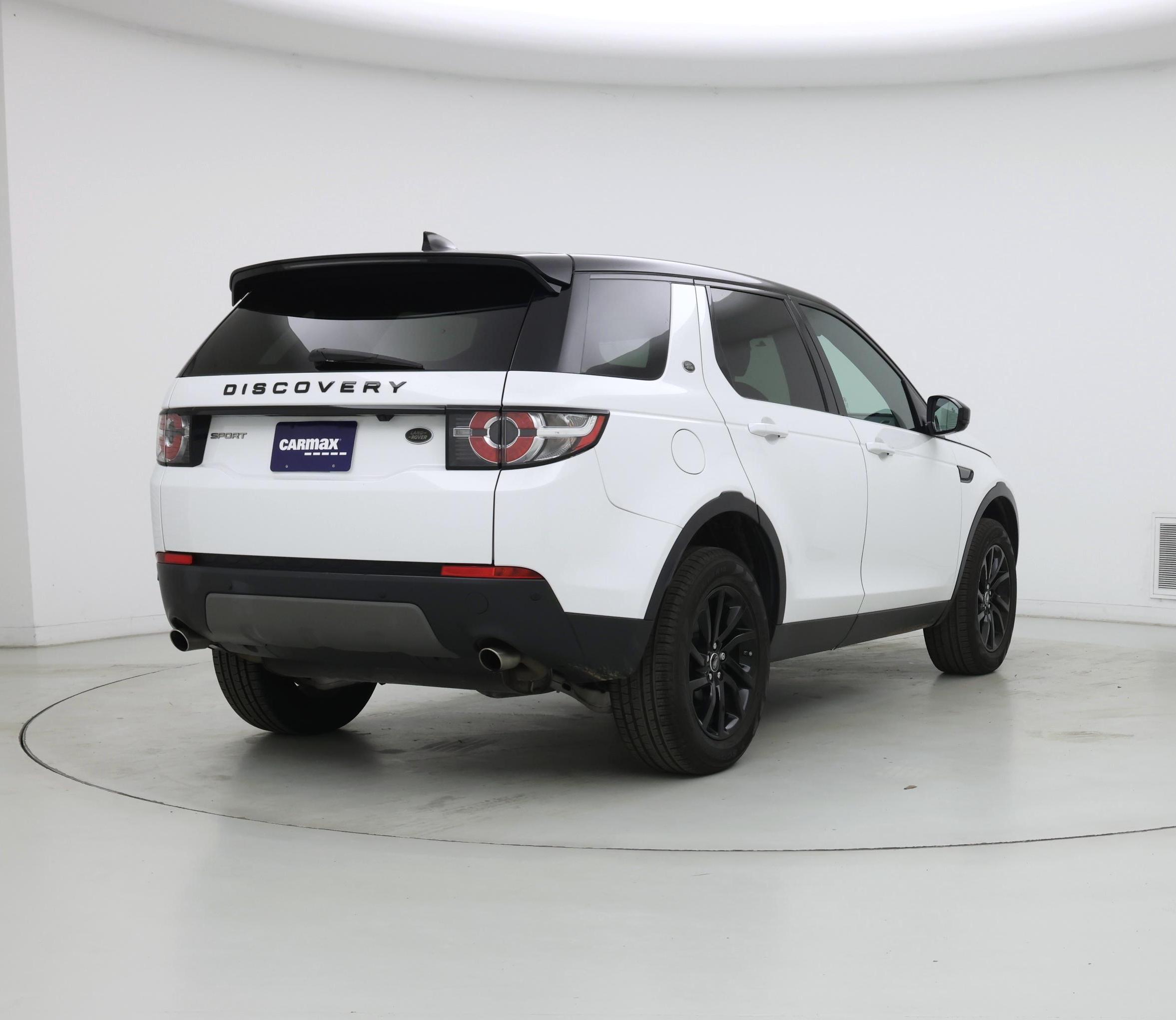 Thumbnail: 2019 Land Rover Discovery Sport - 8