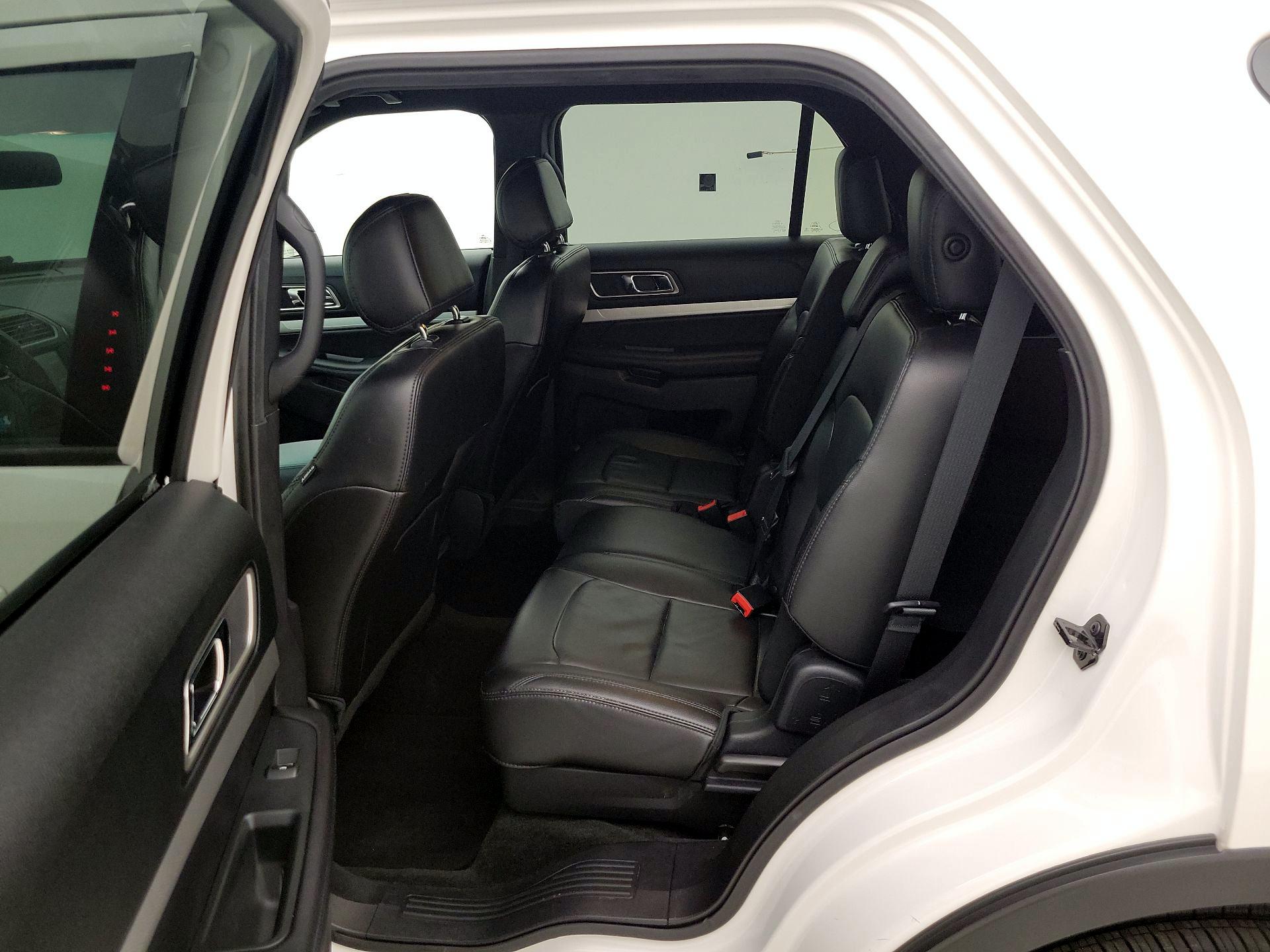 Thumbnail: 2017 Ford Explorer - 20