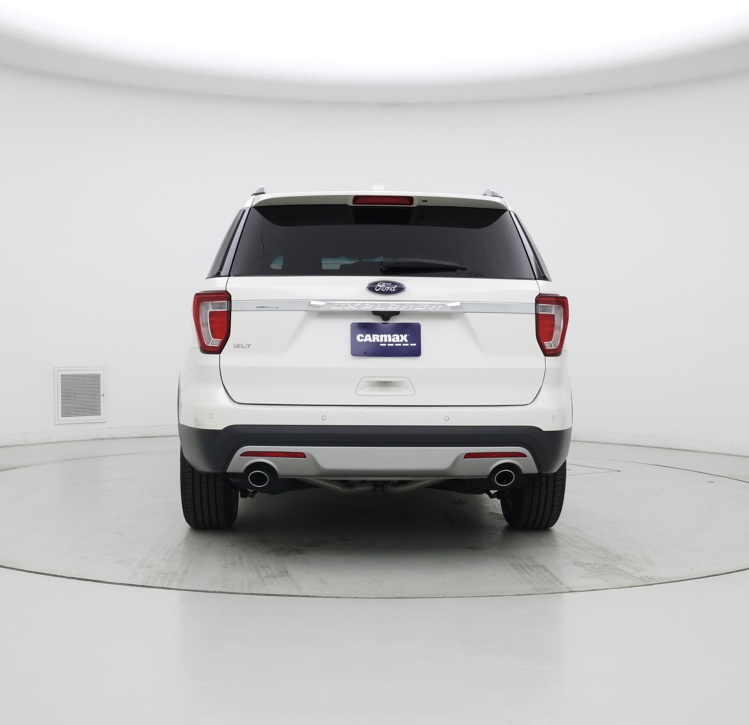 Thumbnail: 2017 Ford Explorer - 6