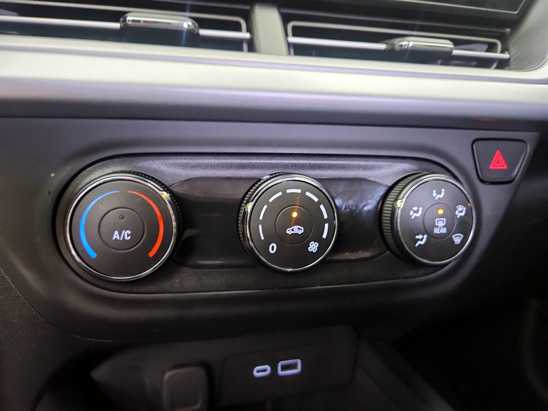 Thumbnail: 2025 Chevrolet Trax - 16