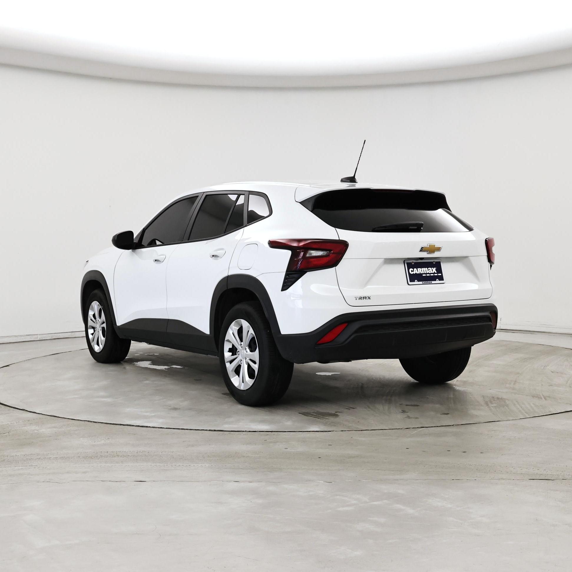 Thumbnail: 2025 Chevrolet Trax - 2